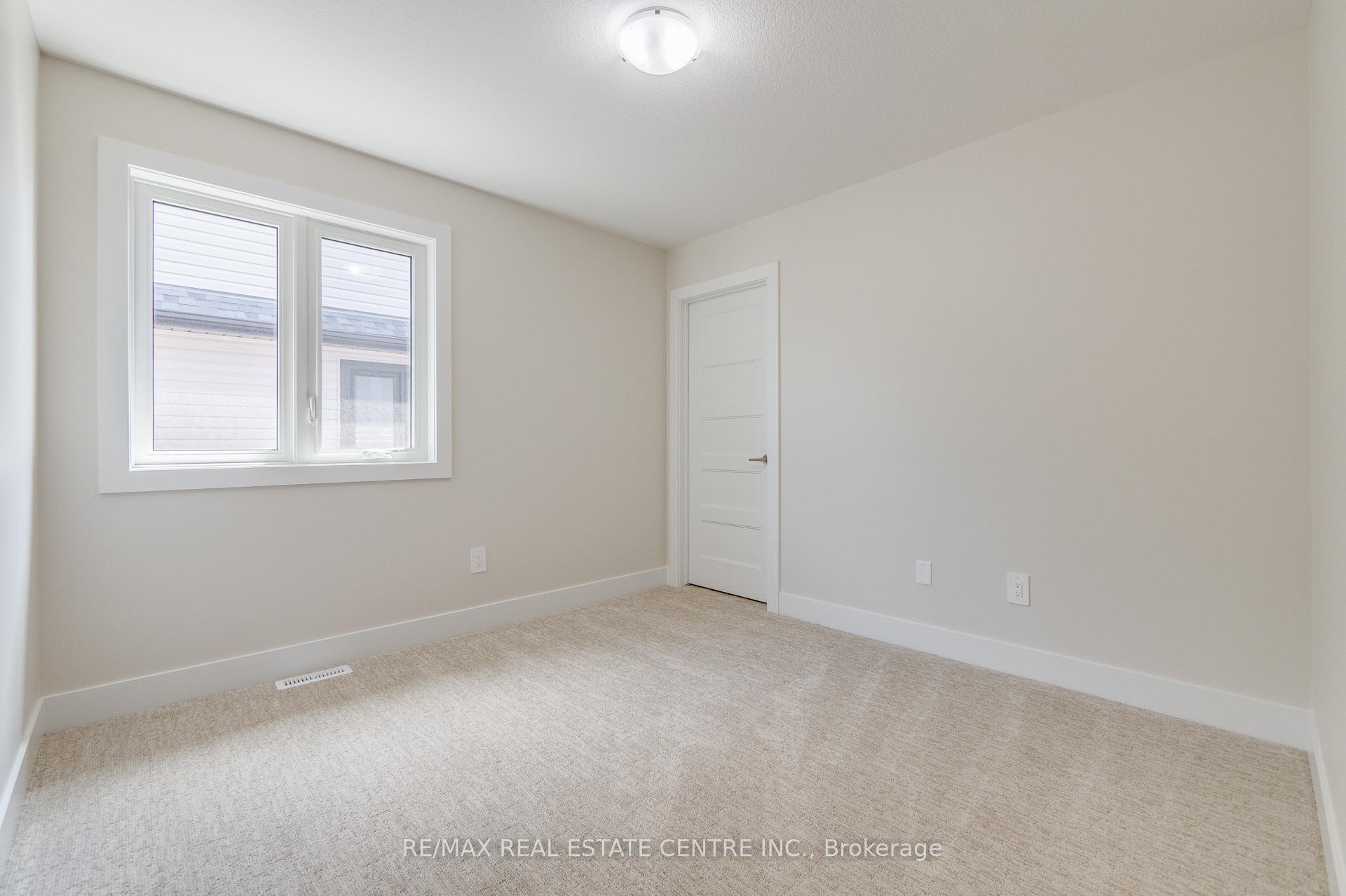 Photo 33 of Unit 4, 7966 Fallon Drive, Lucan Biddulph, Granton — HOMEH