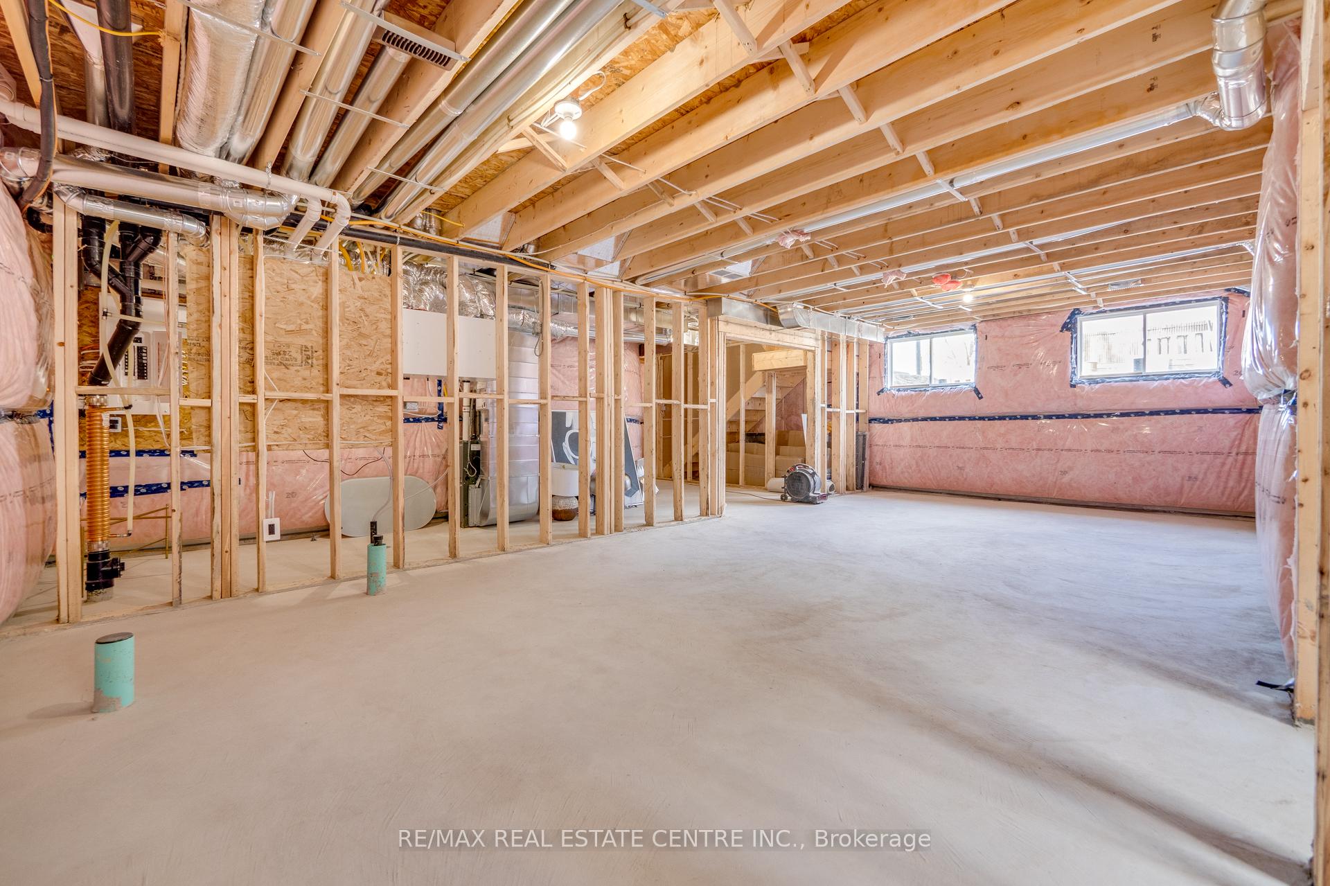 Photo 40 of Unit 4, 7966 Fallon Drive, Lucan Biddulph, Granton — HOMEH