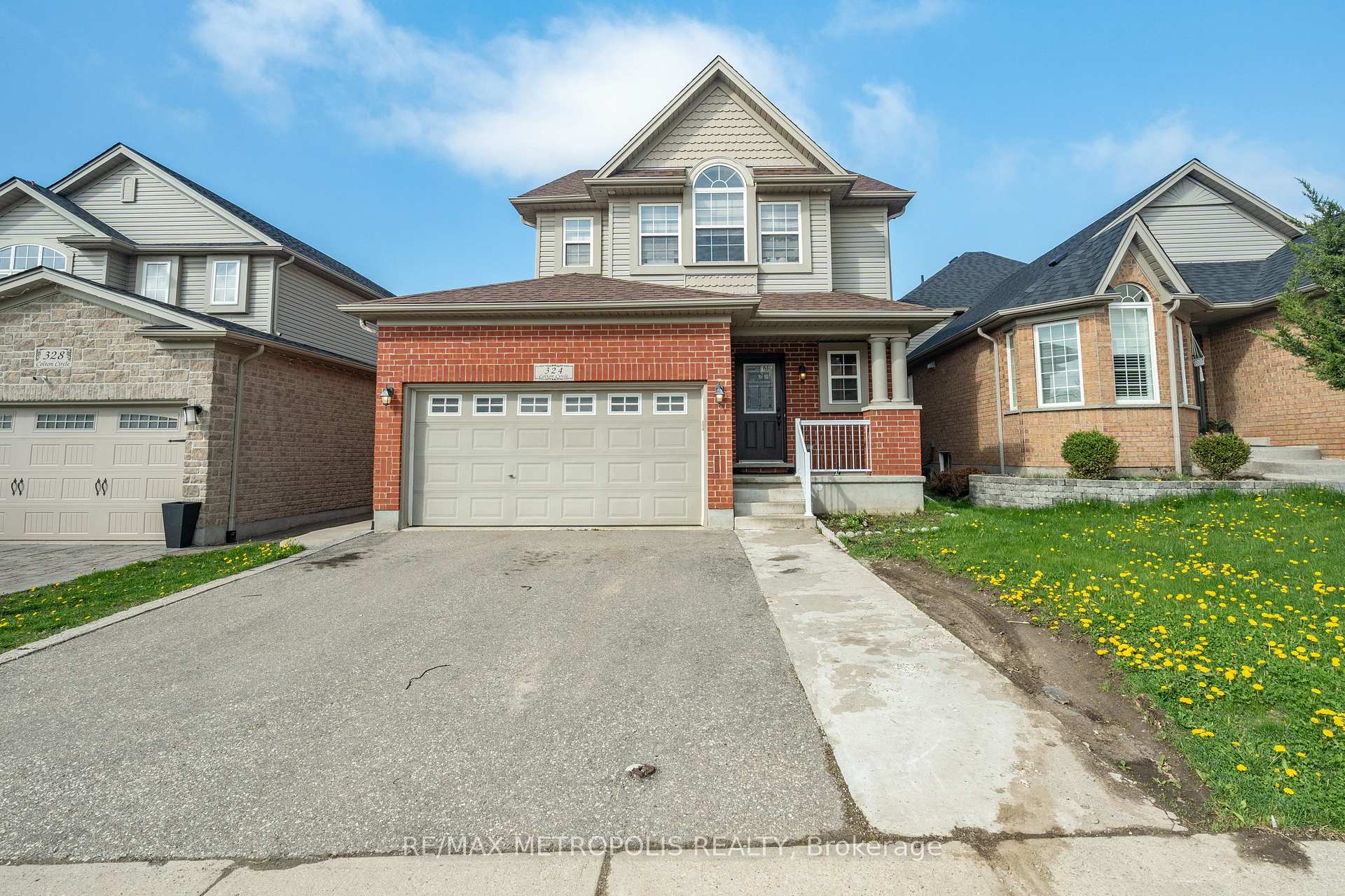 Photo 1 of 324 Colton Circle, Kitchener — HOMEH