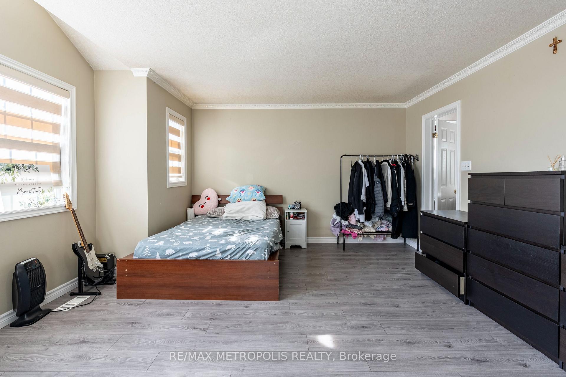 Photo 27 of 324 Colton Circle, Kitchener — HOMEH