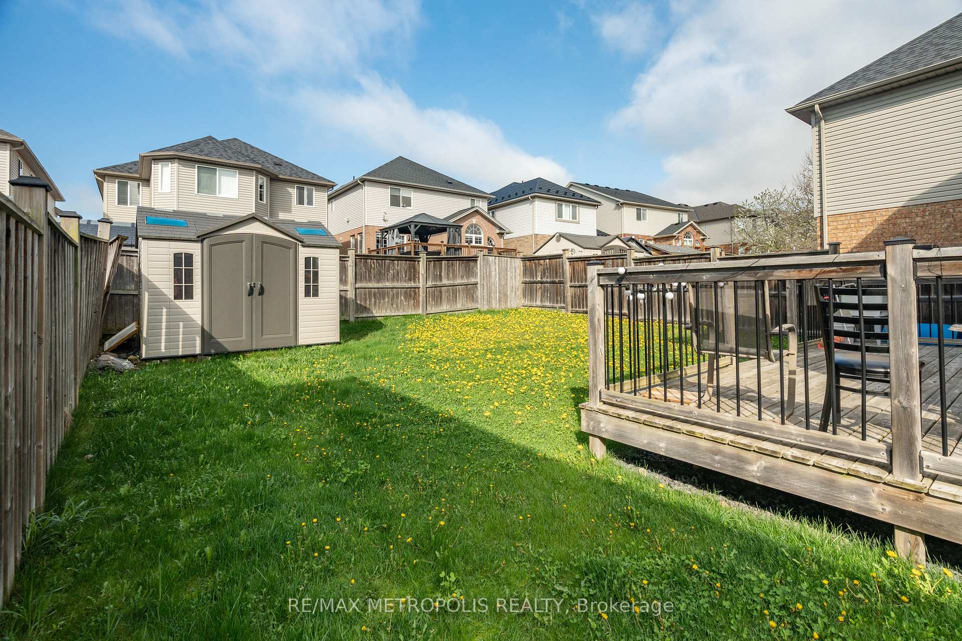 Photo 46 of 324 Colton Circle, Kitchener — HOMEH
