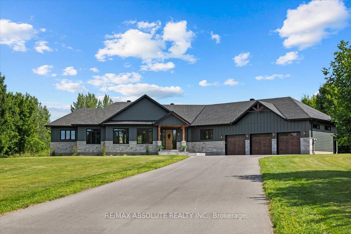 Photo 3 of 131 Beach Heights, Ottawa, Kanata - Kanata (North West) — HOMEH