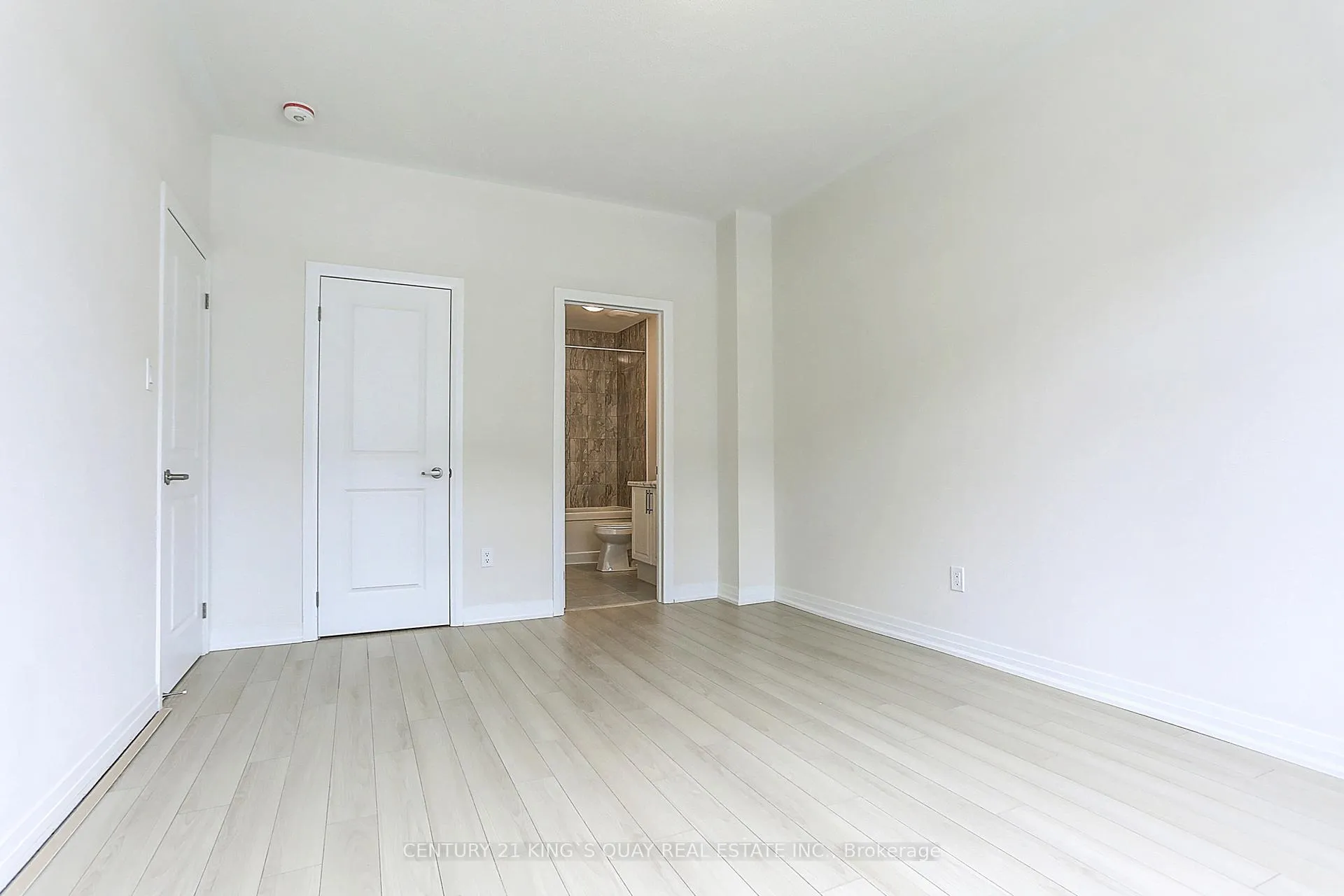 Photo 6 of 27 Floyd Ford Way, Markham, Box Grove — HOMEH