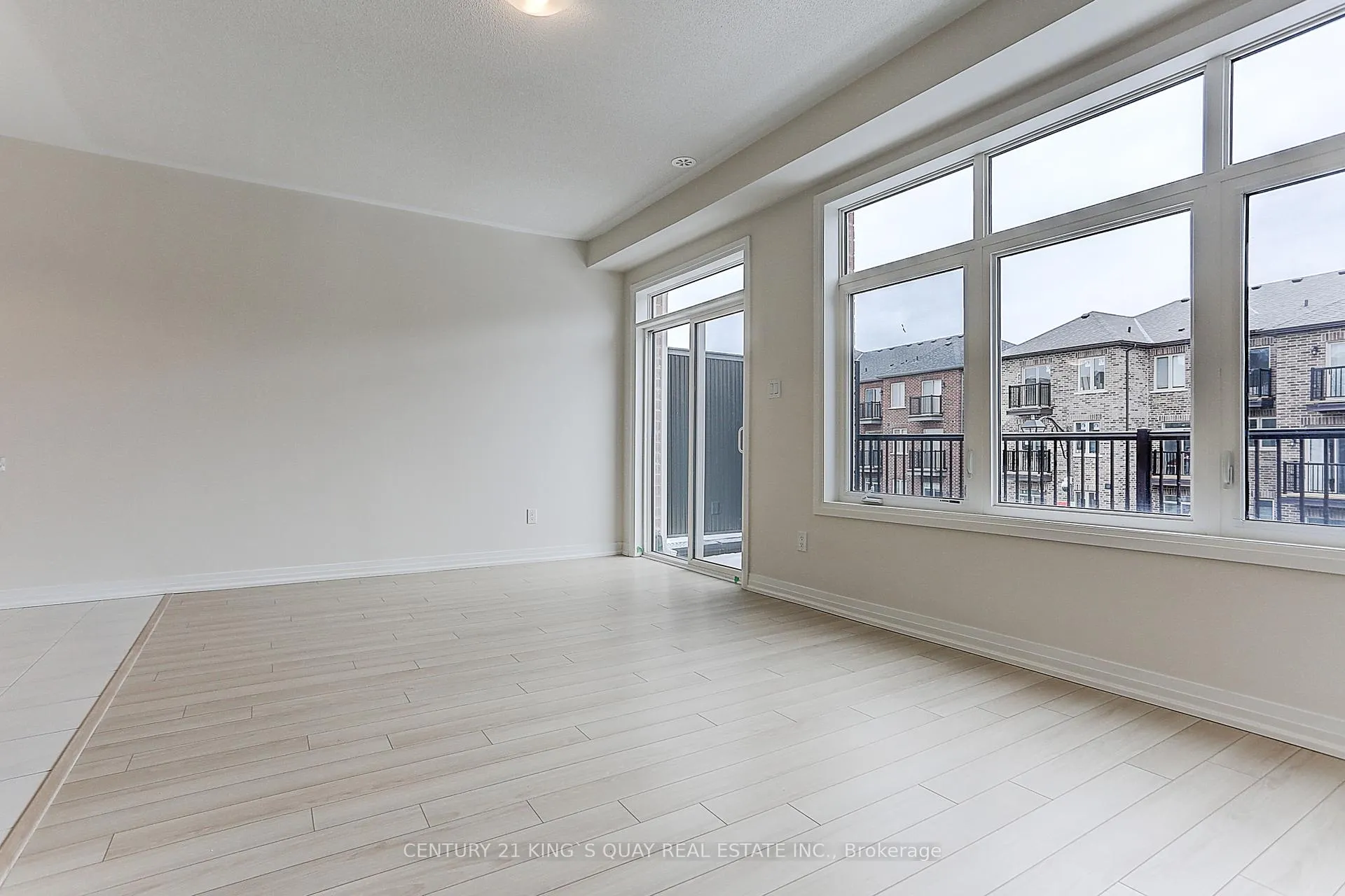 Photo 13 of 27 Floyd Ford Way, Markham, Box Grove — HOMEH