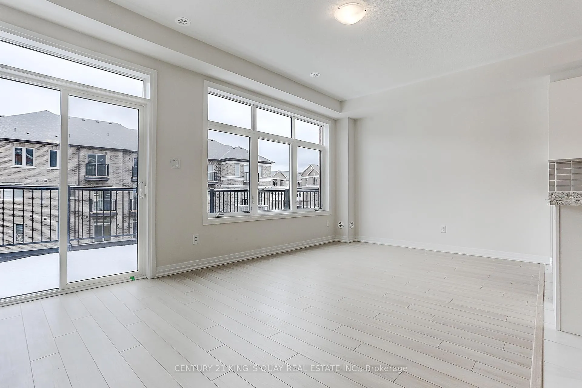 Photo 17 of 27 Floyd Ford Way, Markham, Box Grove — HOMEH