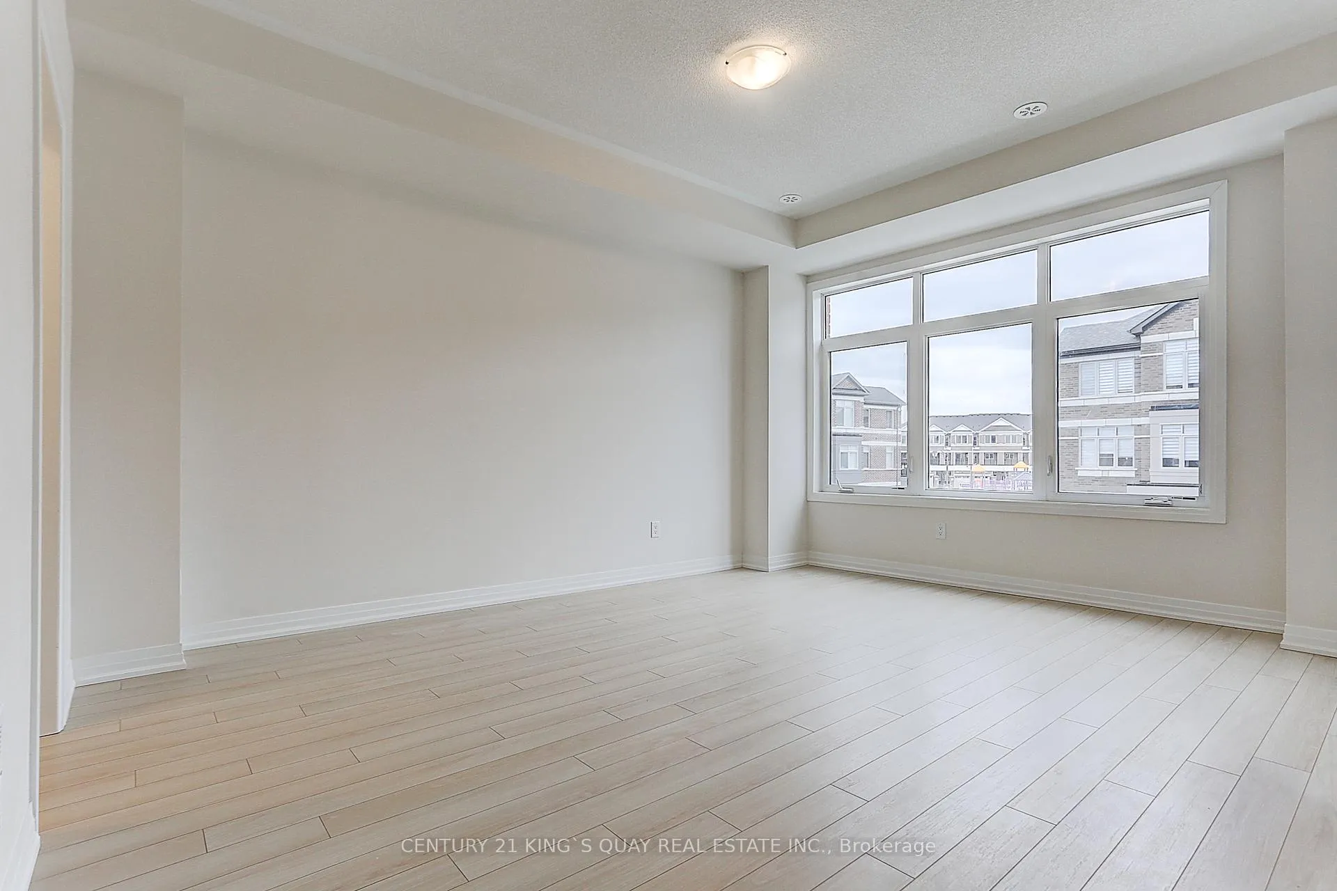 Photo 24 of 27 Floyd Ford Way, Markham, Box Grove — HOMEH