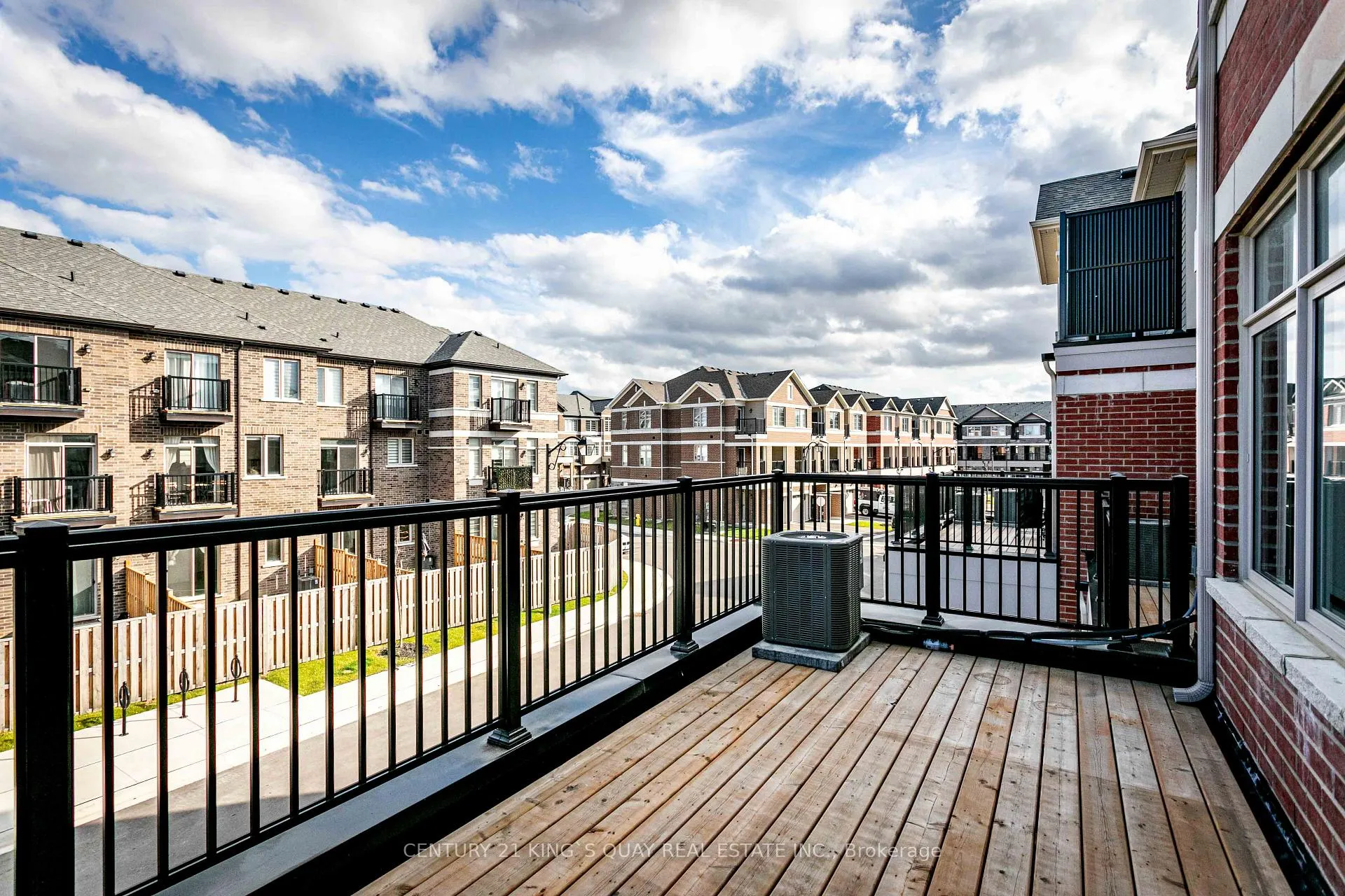 Photo 48 of 27 Floyd Ford Way, Markham, Box Grove — HOMEH