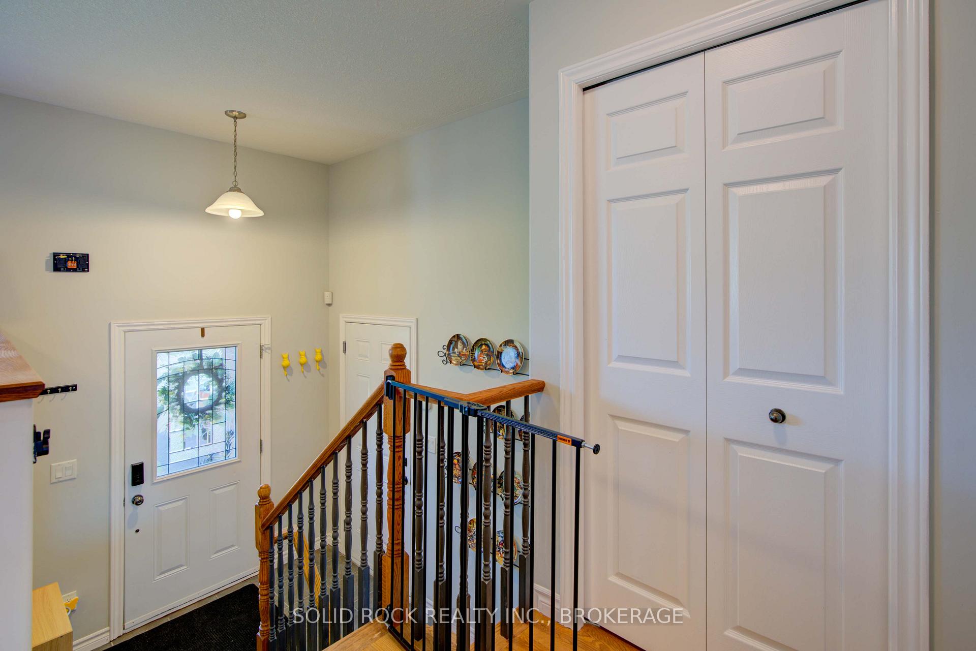 Photo 4 of 175 Kildare Avenue, Loyalist, Amherstview — HOMEH