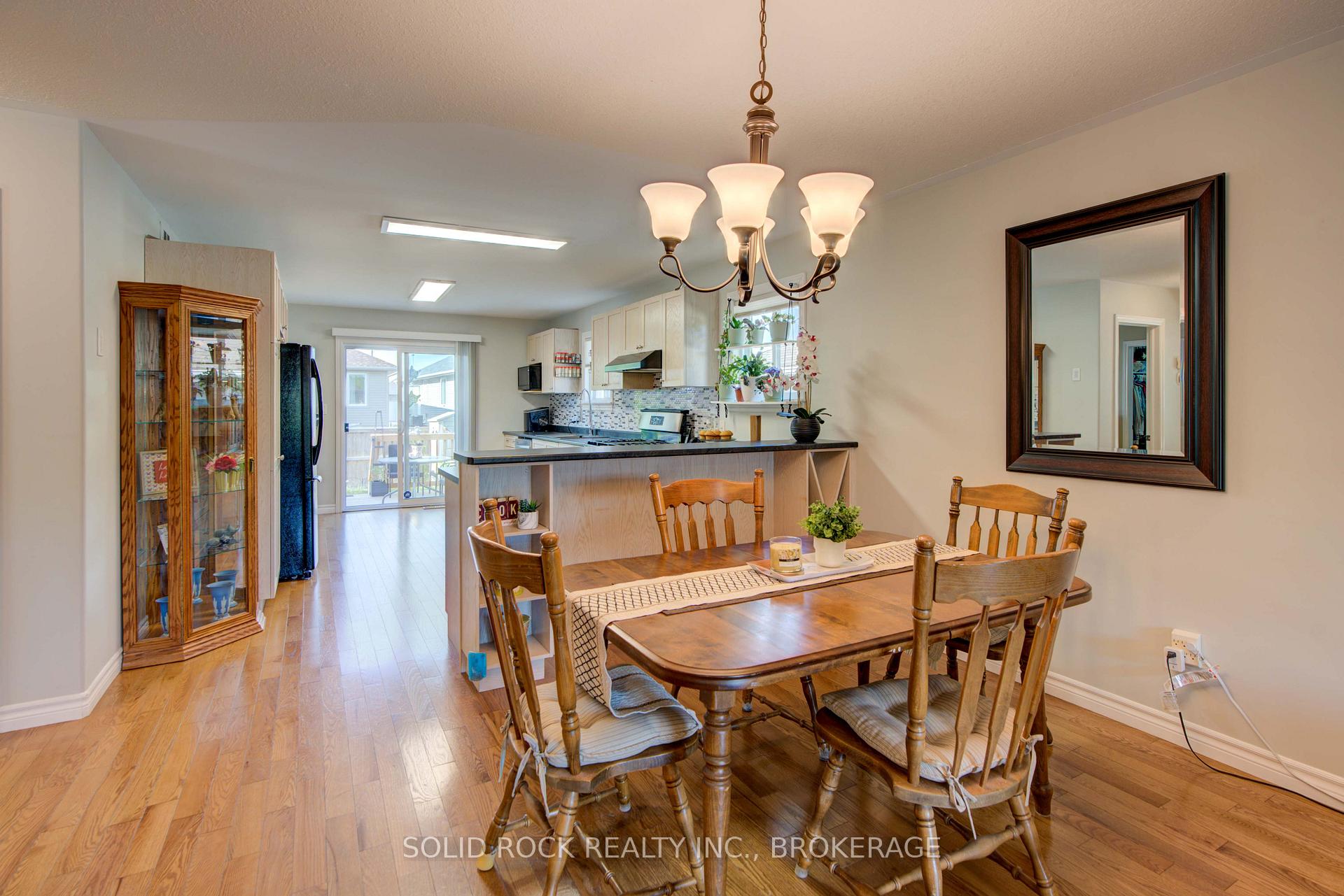 Photo 6 of 175 Kildare Avenue, Loyalist, Amherstview — HOMEH