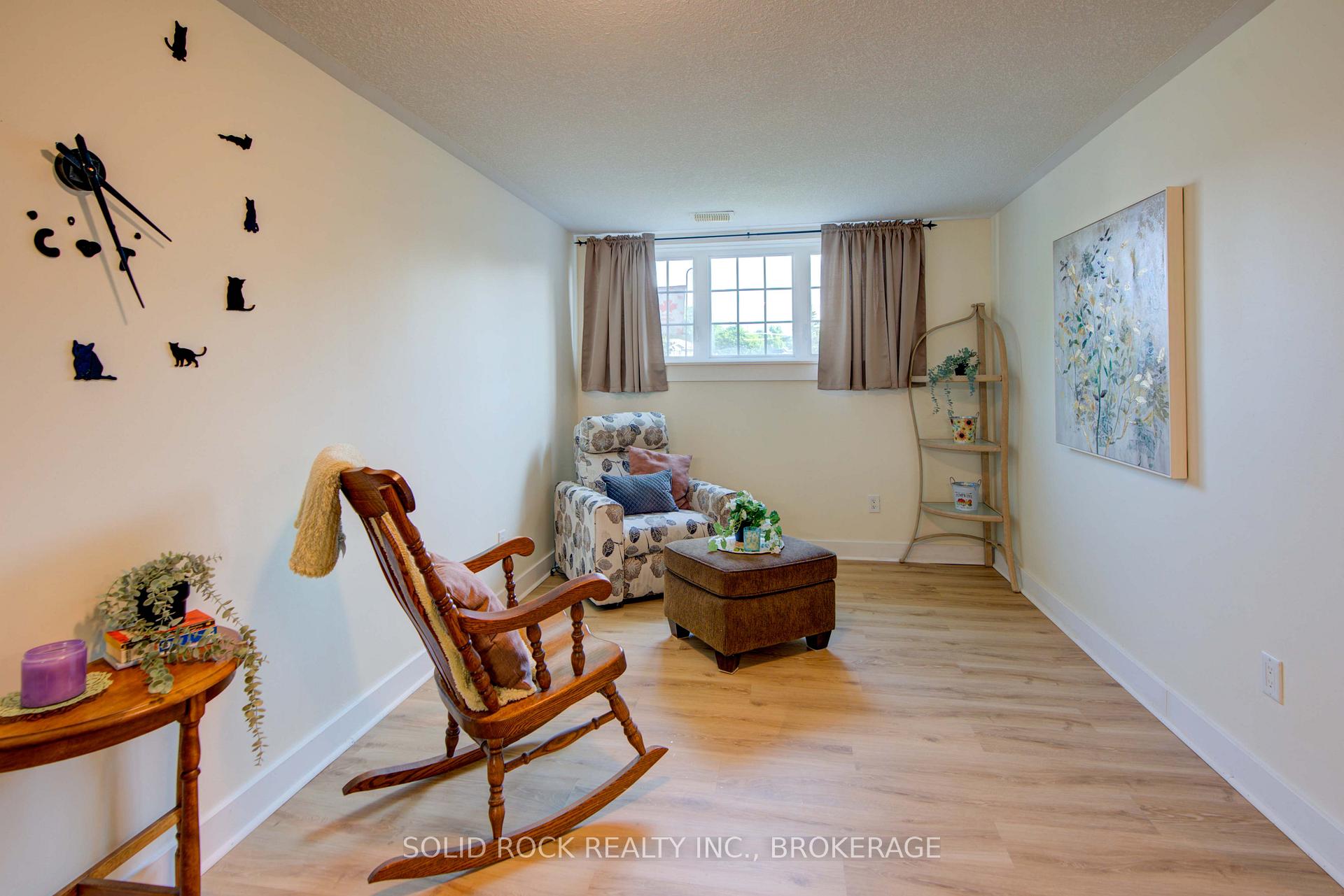 Photo 21 of 175 Kildare Avenue, Loyalist, Amherstview — HOMEH
