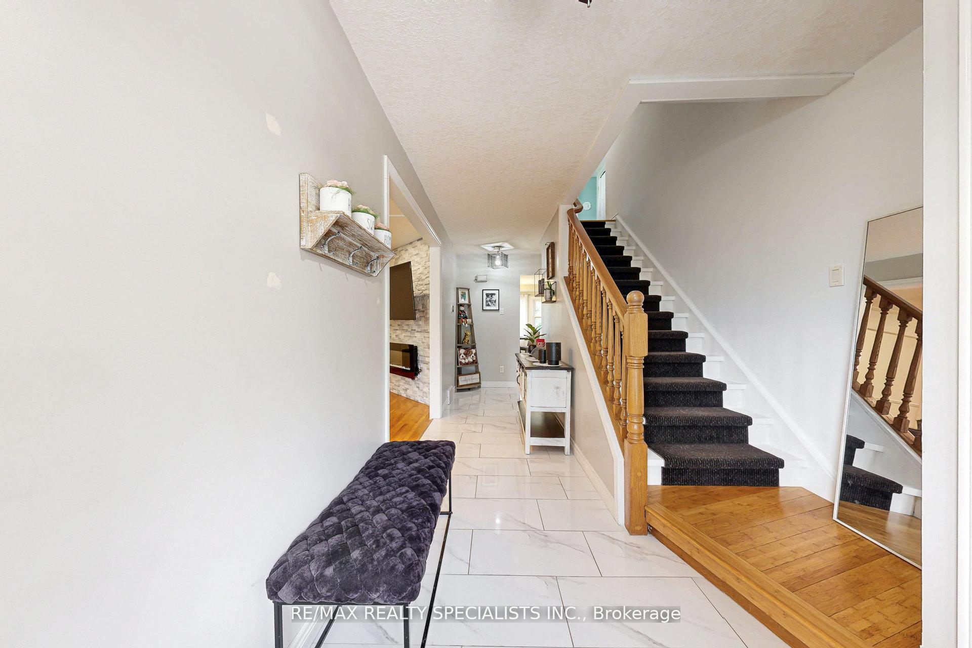 Photo 6 of 99 Pinnacle Drive, Kitchener, Lower Doon — HOMEH