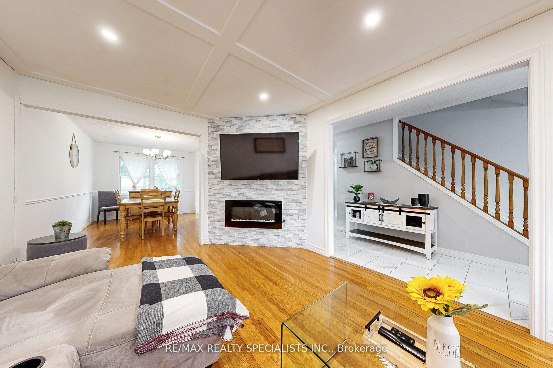 Photo 9 of 99 Pinnacle Drive, Kitchener, Lower Doon — HOMEH