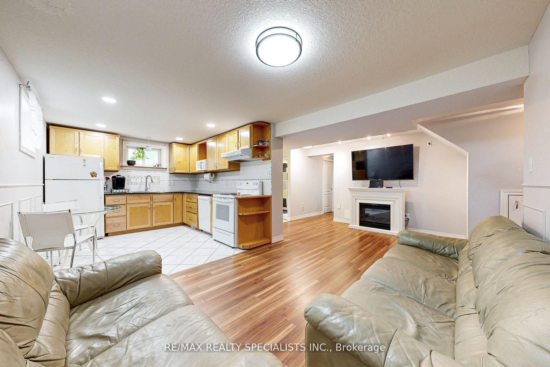 Photo 32 of 99 Pinnacle Drive, Kitchener, Lower Doon — HOMEH