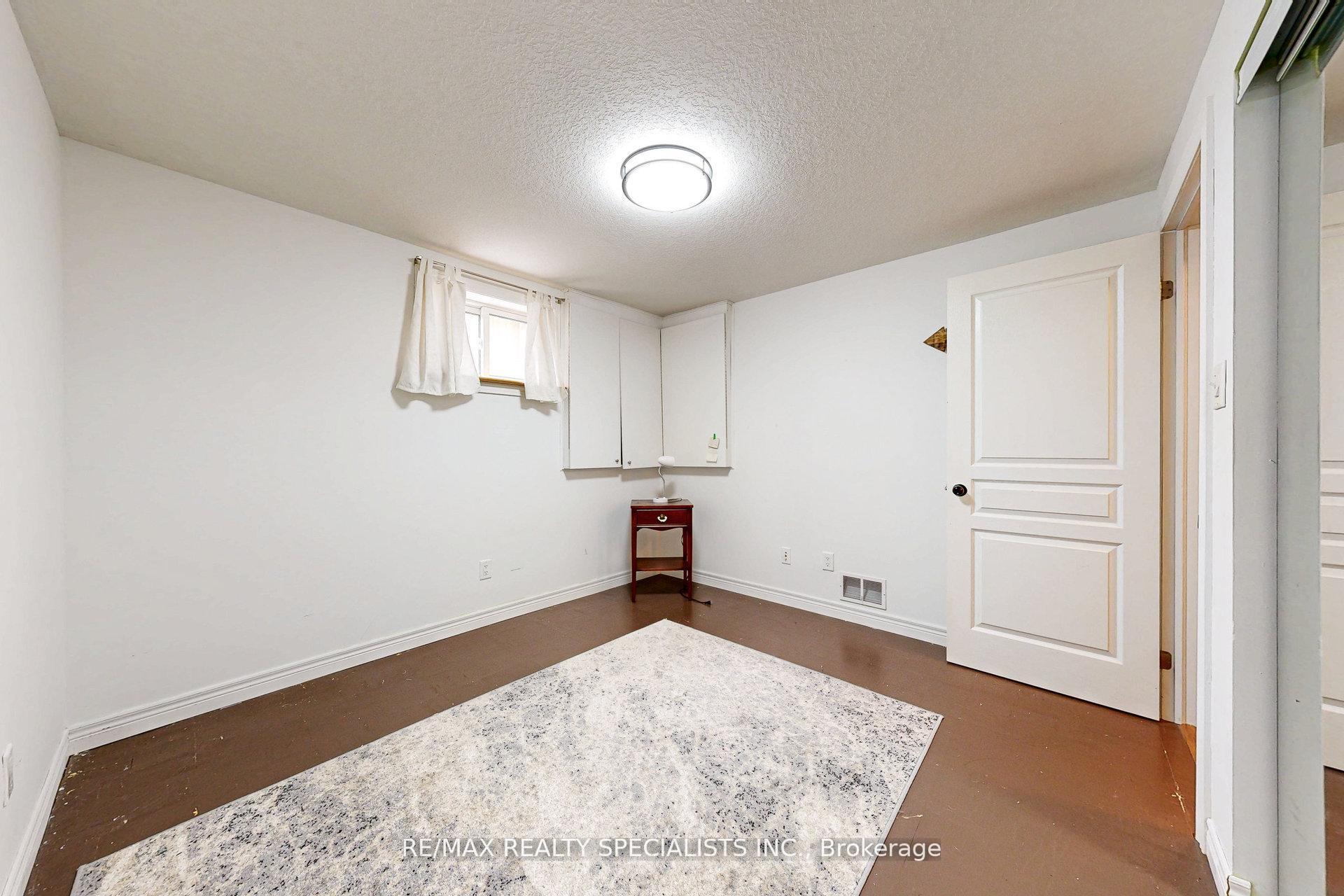 Photo 35 of 99 Pinnacle Drive, Kitchener, Lower Doon — HOMEH