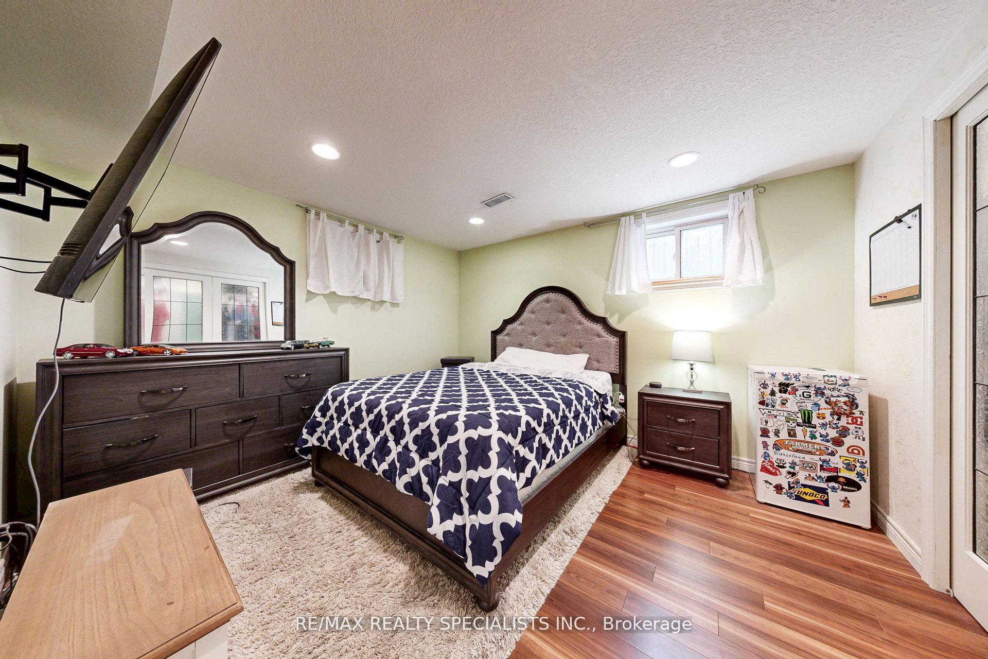 Photo 37 of 99 Pinnacle Drive, Kitchener, Lower Doon — HOMEH