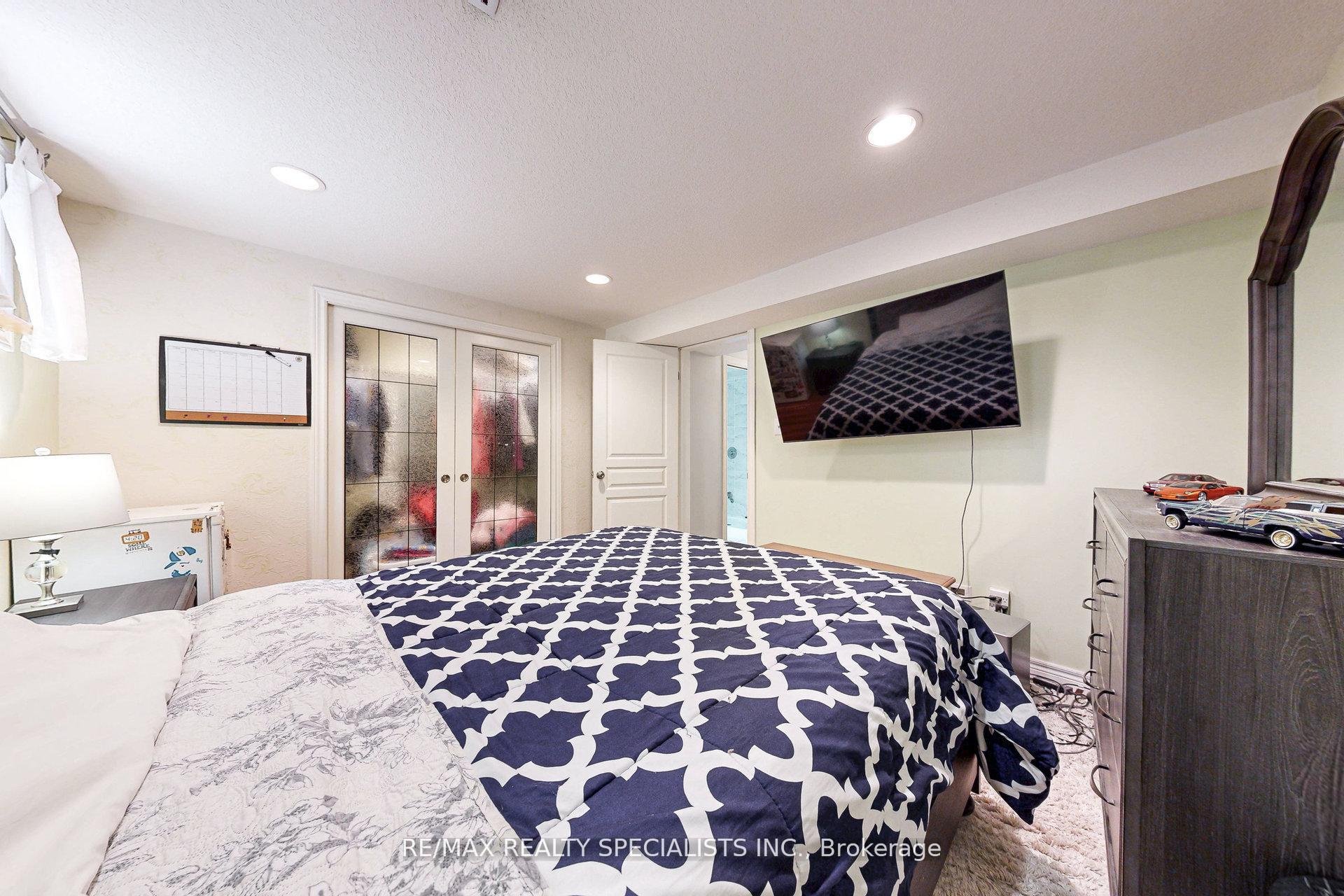Photo 38 of 99 Pinnacle Drive, Kitchener, Lower Doon — HOMEH