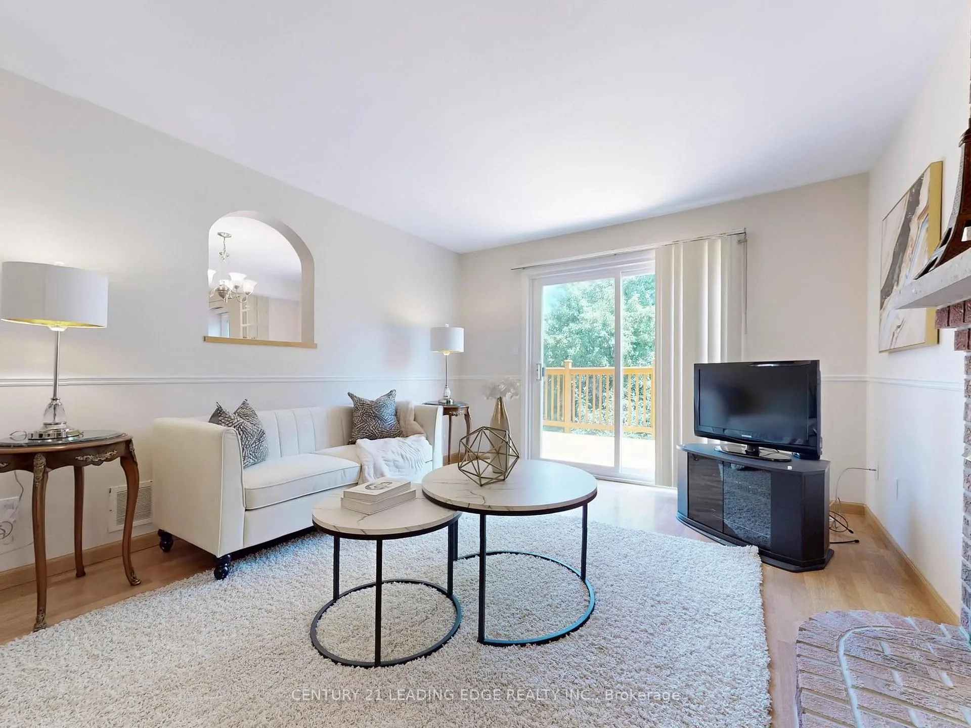 Photo 3 of 547 Village Parkway, Markham, Unionville — HOMEH