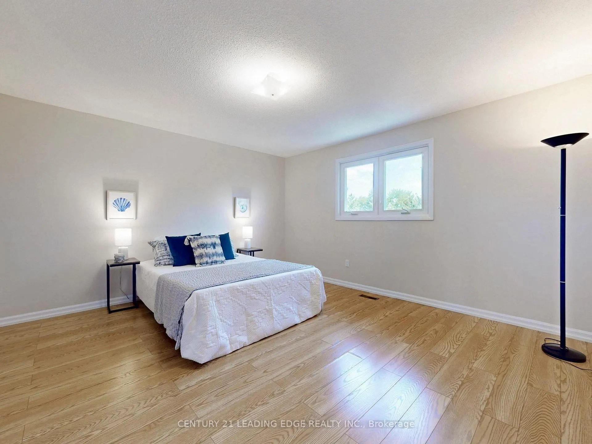 Photo 23 of 547 Village Parkway, Markham, Unionville — HOMEH