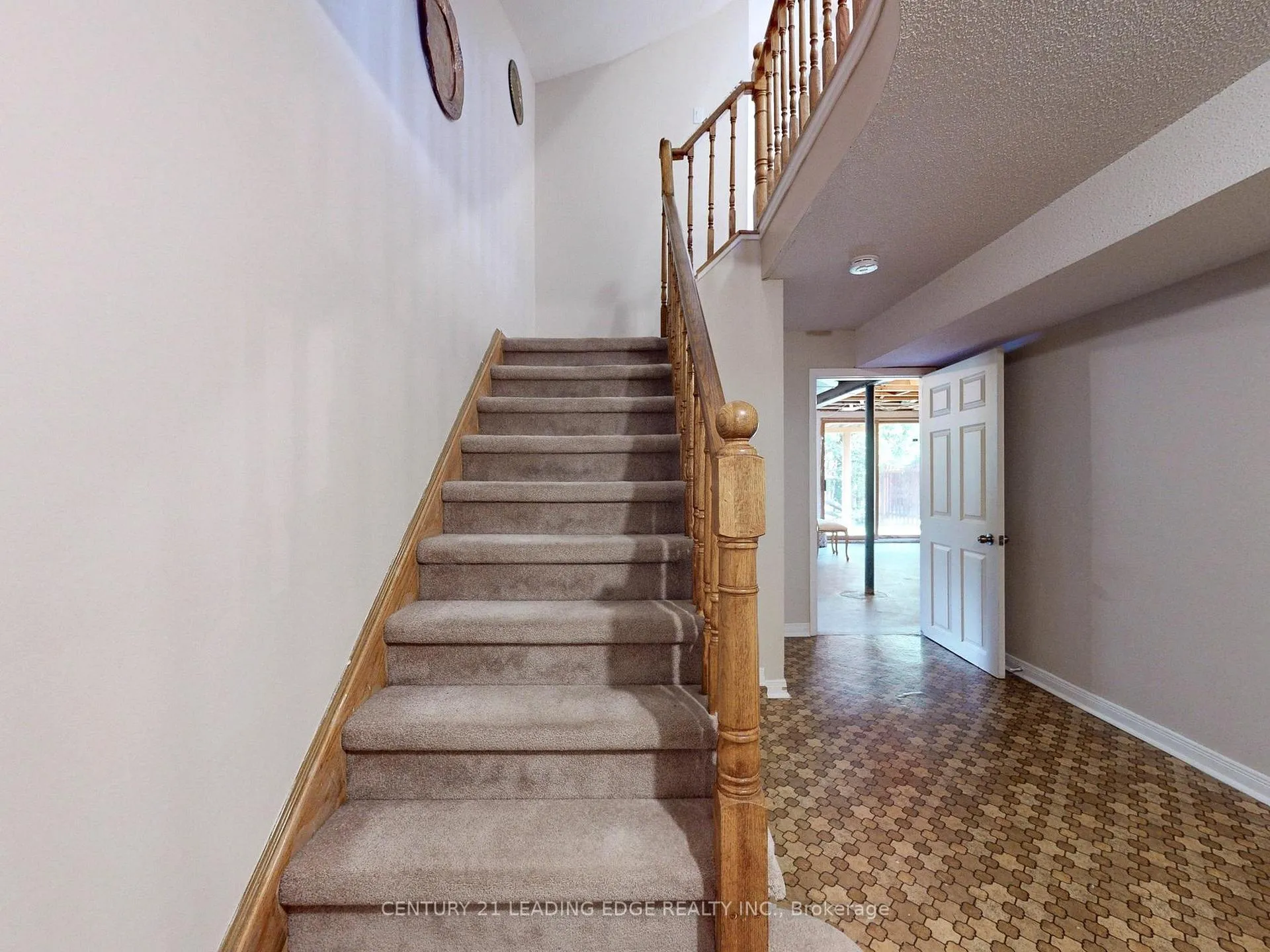Photo 31 of 547 Village Parkway, Markham, Unionville — HOMEH
