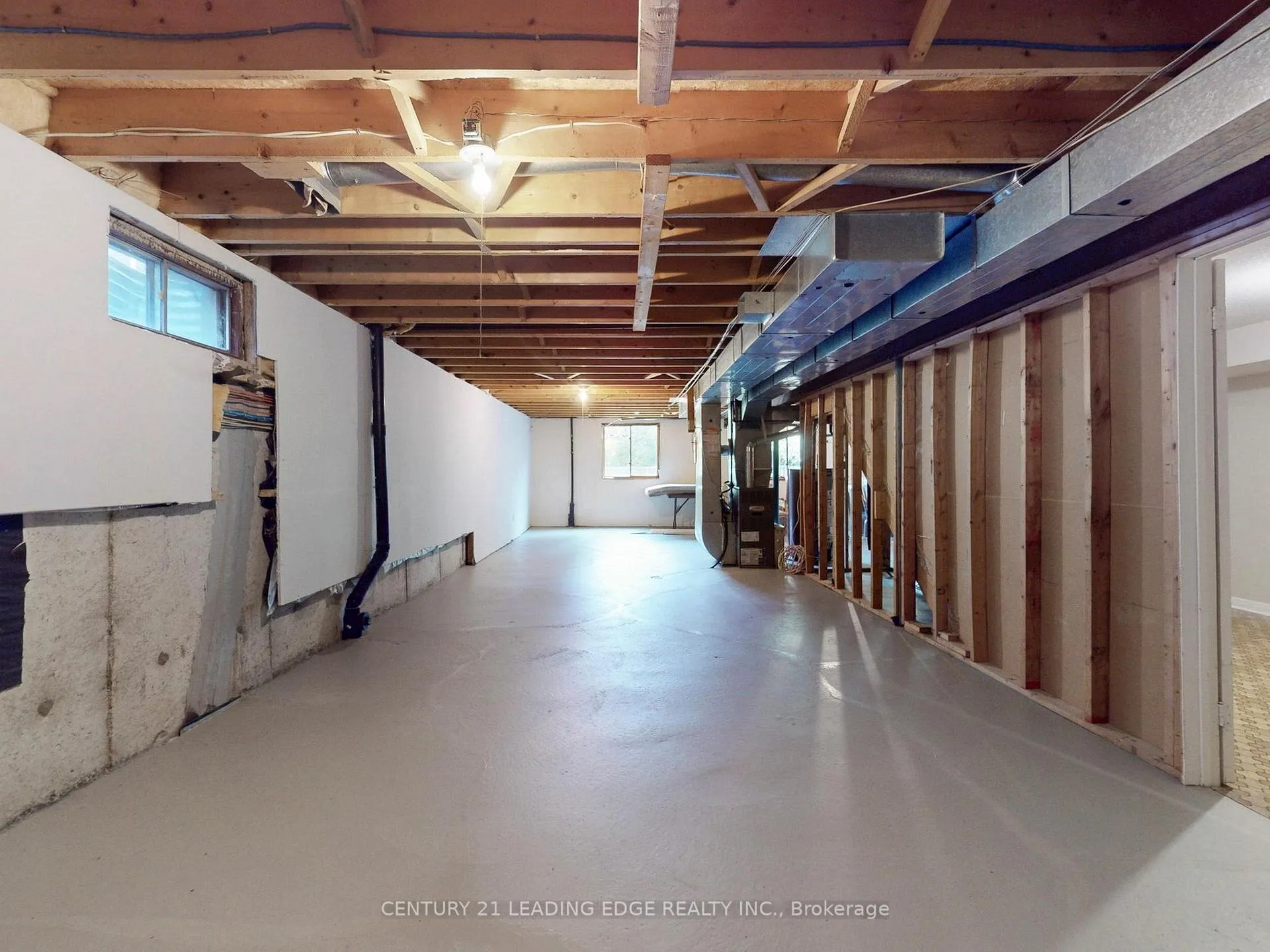 Photo 33 of 547 Village Parkway, Markham, Unionville — HOMEH