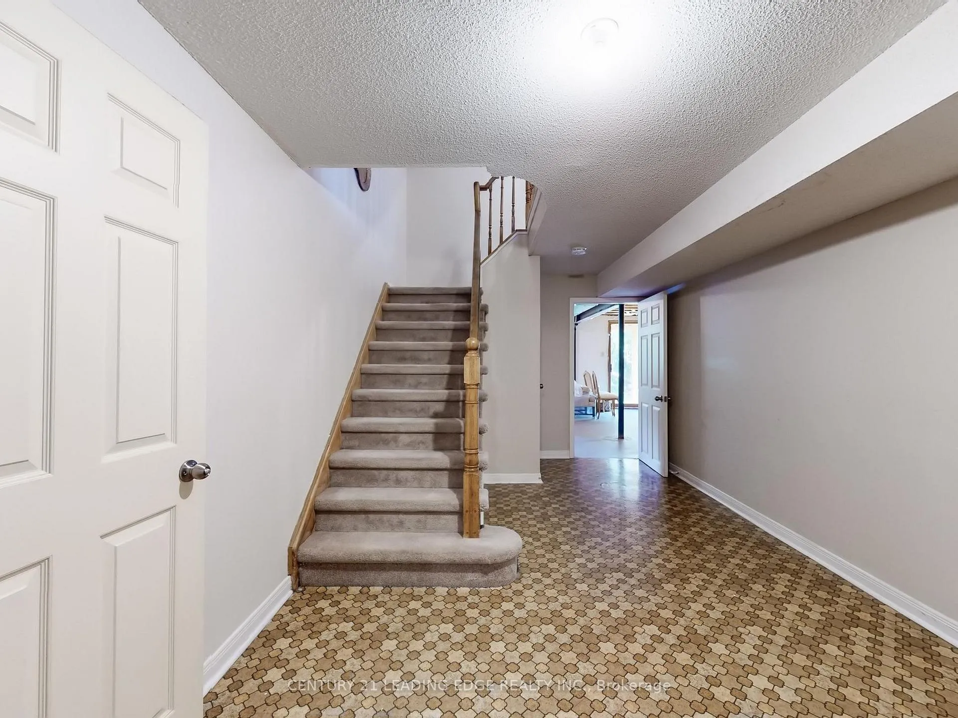 Photo 39 of 547 Village Parkway, Markham, Unionville — HOMEH