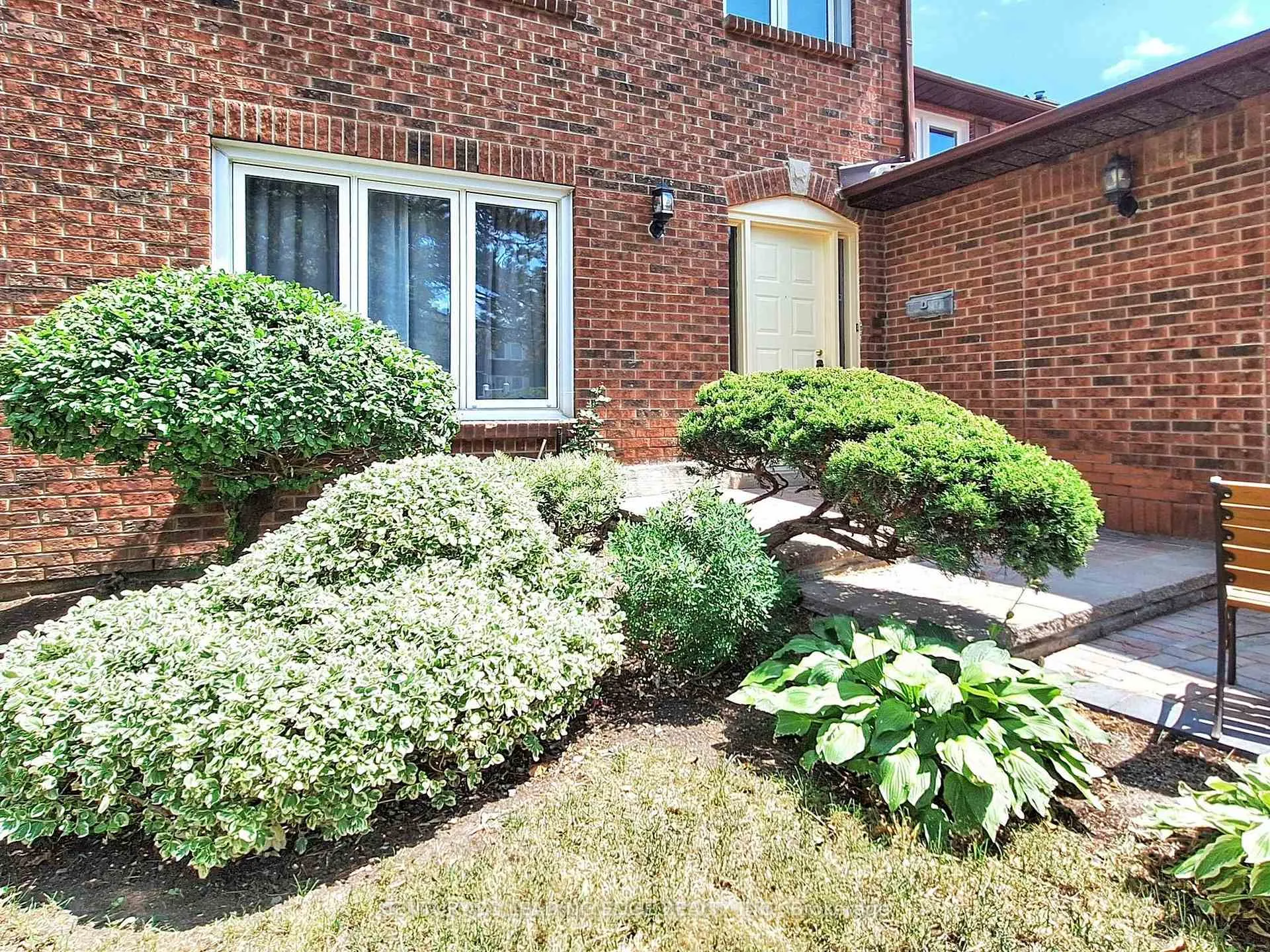 Photo 43 of 547 Village Parkway, Markham, Unionville — HOMEH