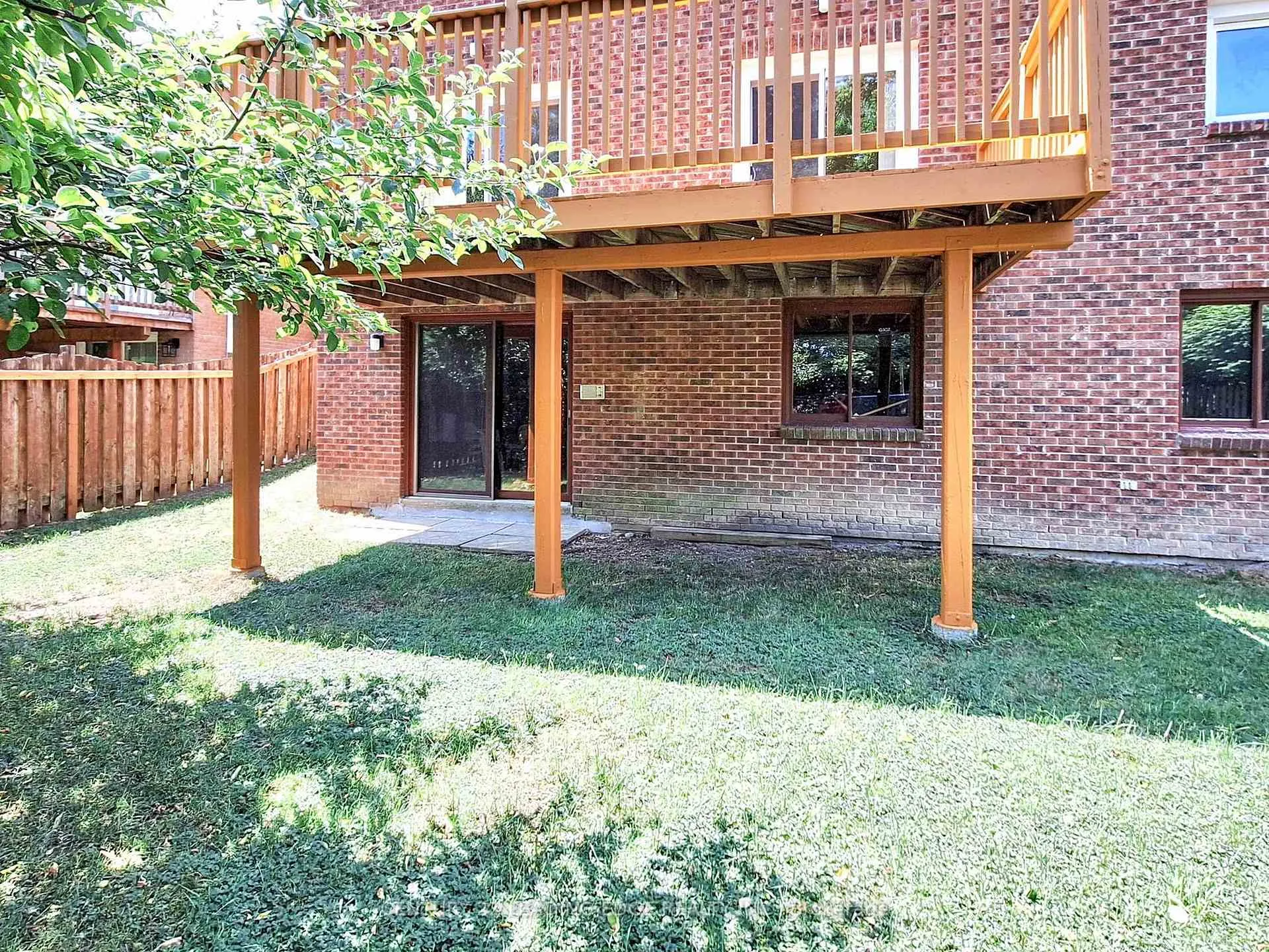 Photo 45 of 547 Village Parkway, Markham, Unionville — HOMEH