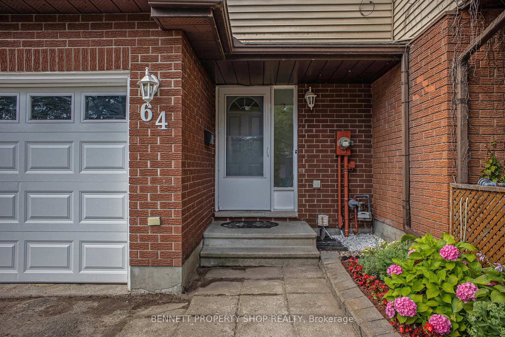 Photo 3 of 64 Shearer Crescent, Ottawa, Kanata - Katimavik — HOMEH