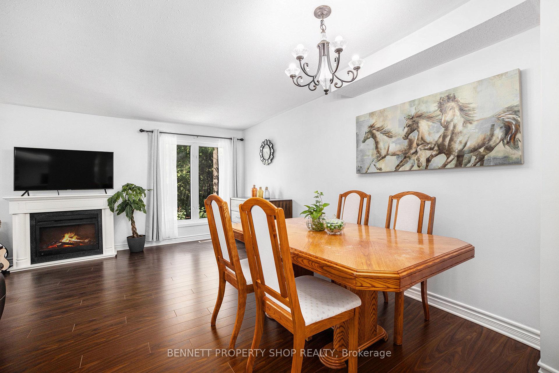 Photo 8 of 64 Shearer Crescent, Ottawa, Kanata - Katimavik — HOMEH
