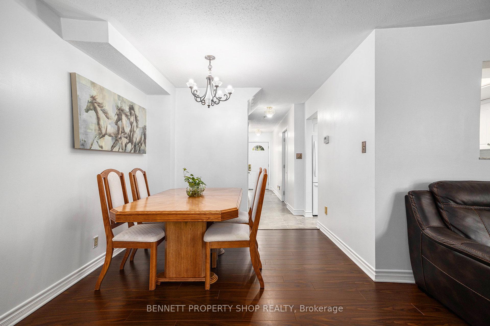 Photo 9 of 64 Shearer Crescent, Ottawa, Kanata - Katimavik — HOMEH