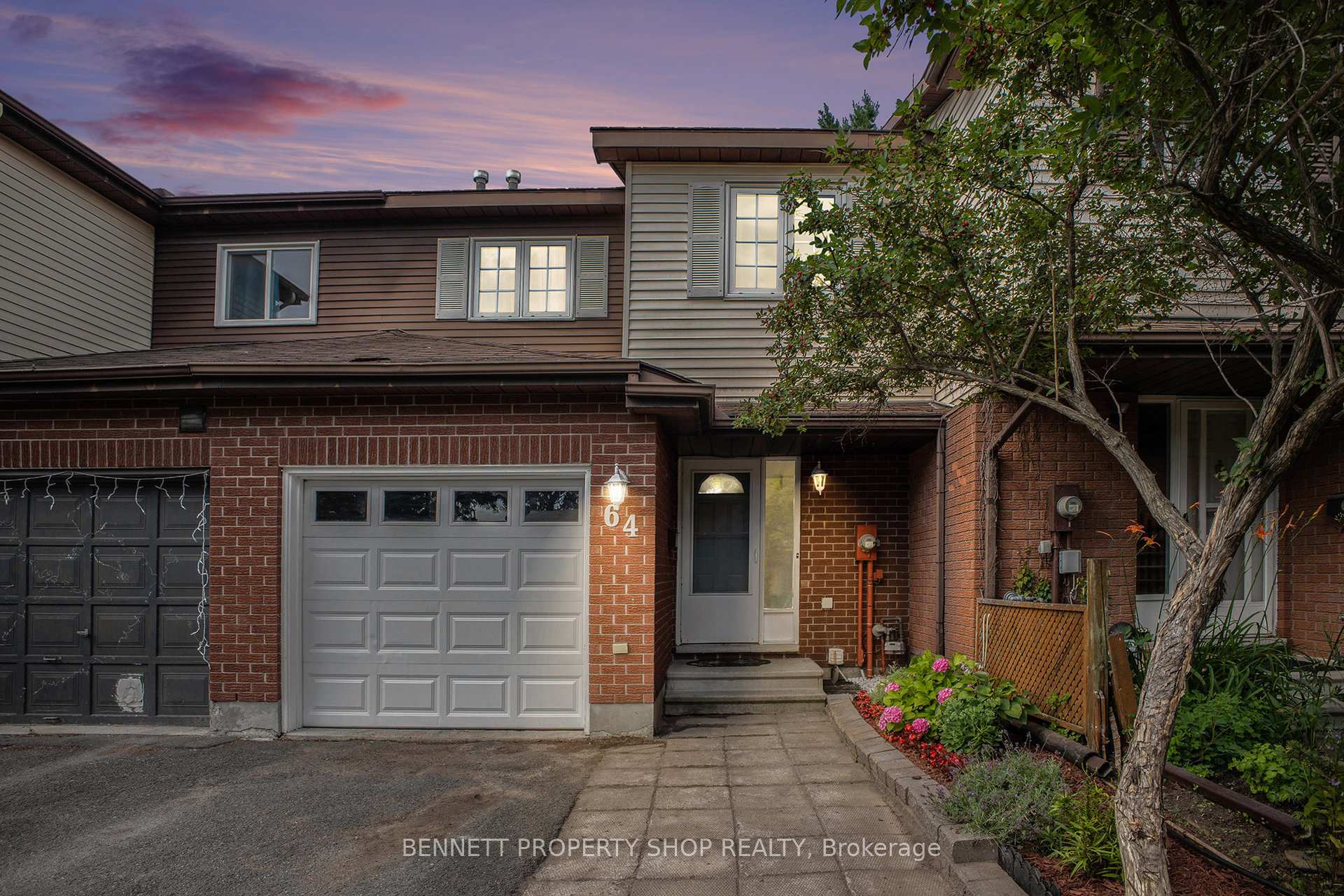 Photo 33 of 64 Shearer Crescent, Ottawa, Kanata - Katimavik — HOMEH