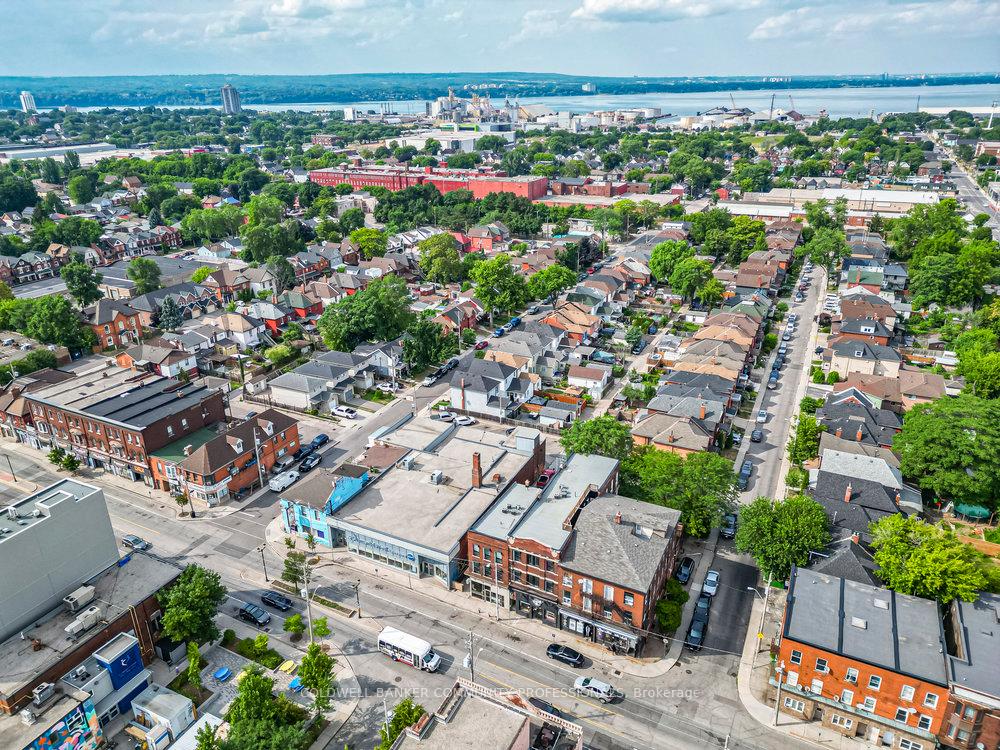 Photo 9 of Unit 304, 433 Barton Street E, Hamilton, Landsdale — HOMEH