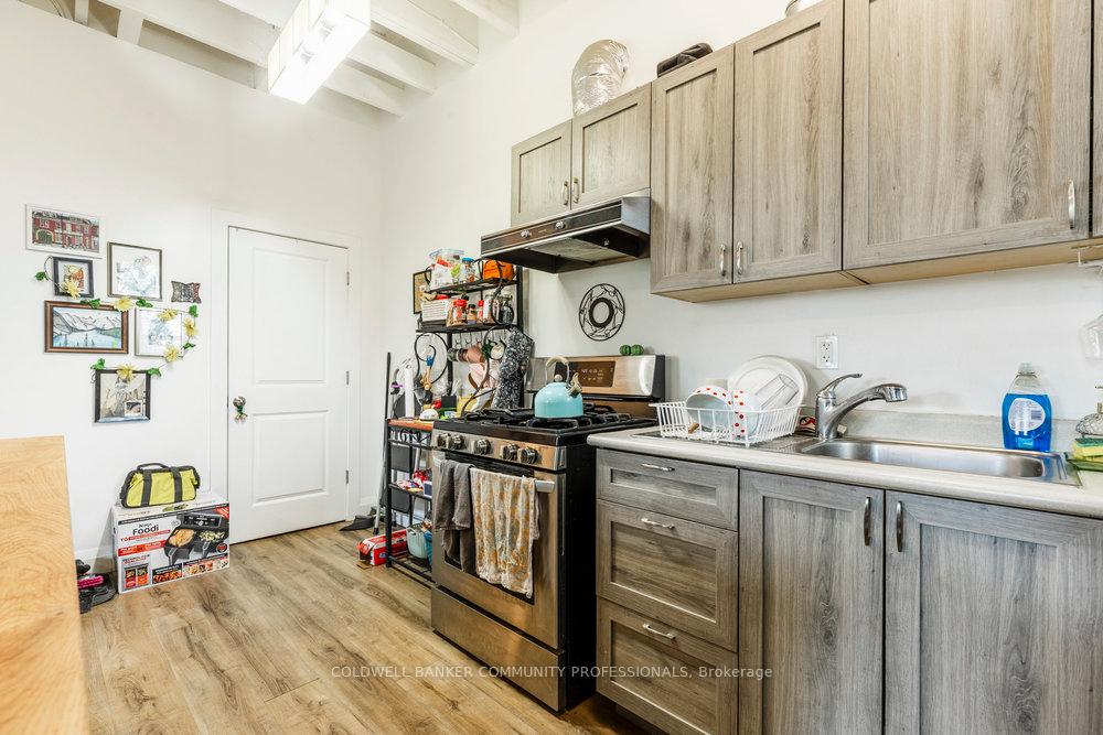 Photo 21 of Unit 304, 433 Barton Street E, Hamilton, Landsdale — HOMEH
