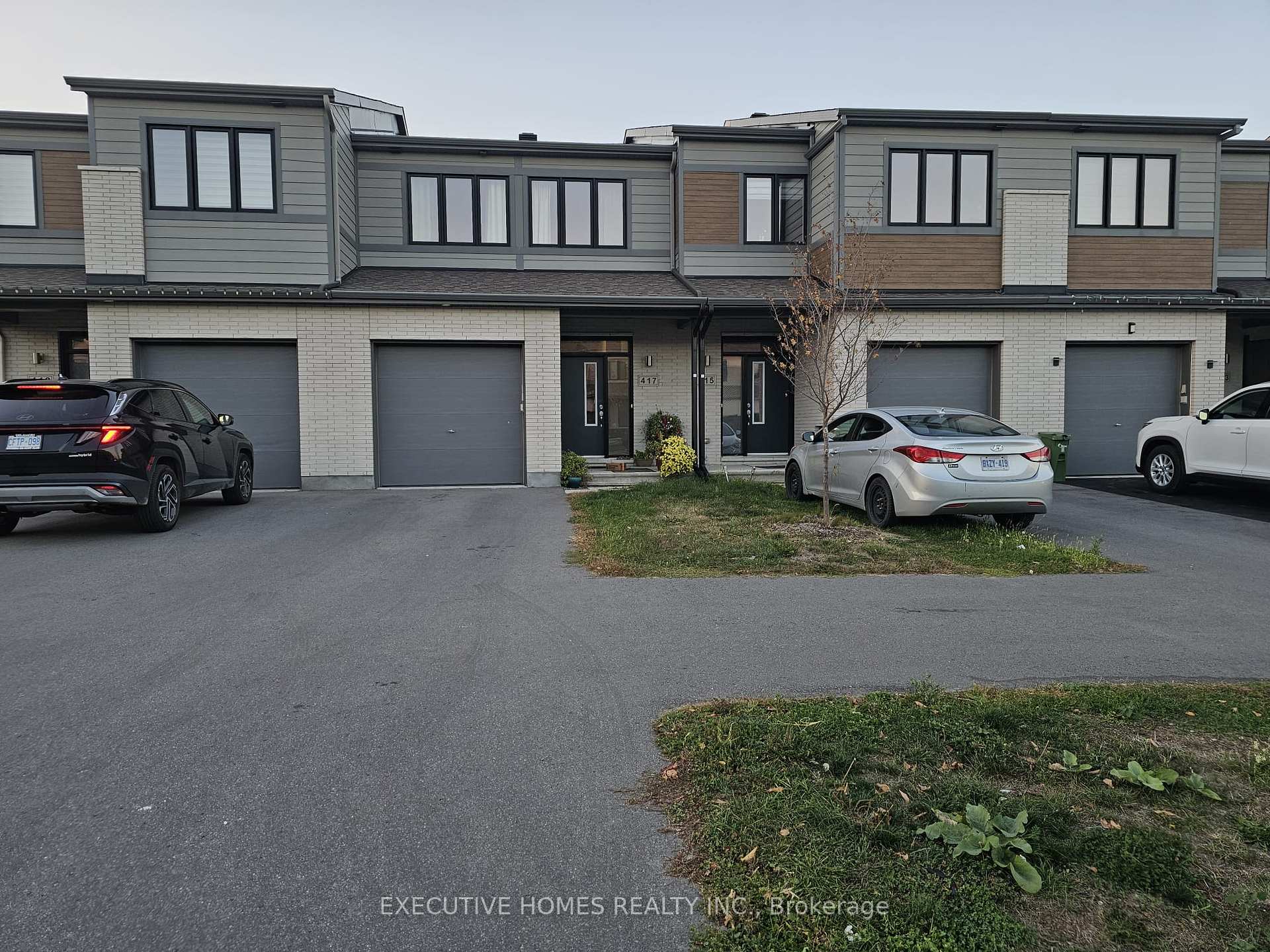 Photo 1 of 417 Cope Road, Ottawa, Kanata - Emerald Meadows/Trailwest — HOMEH