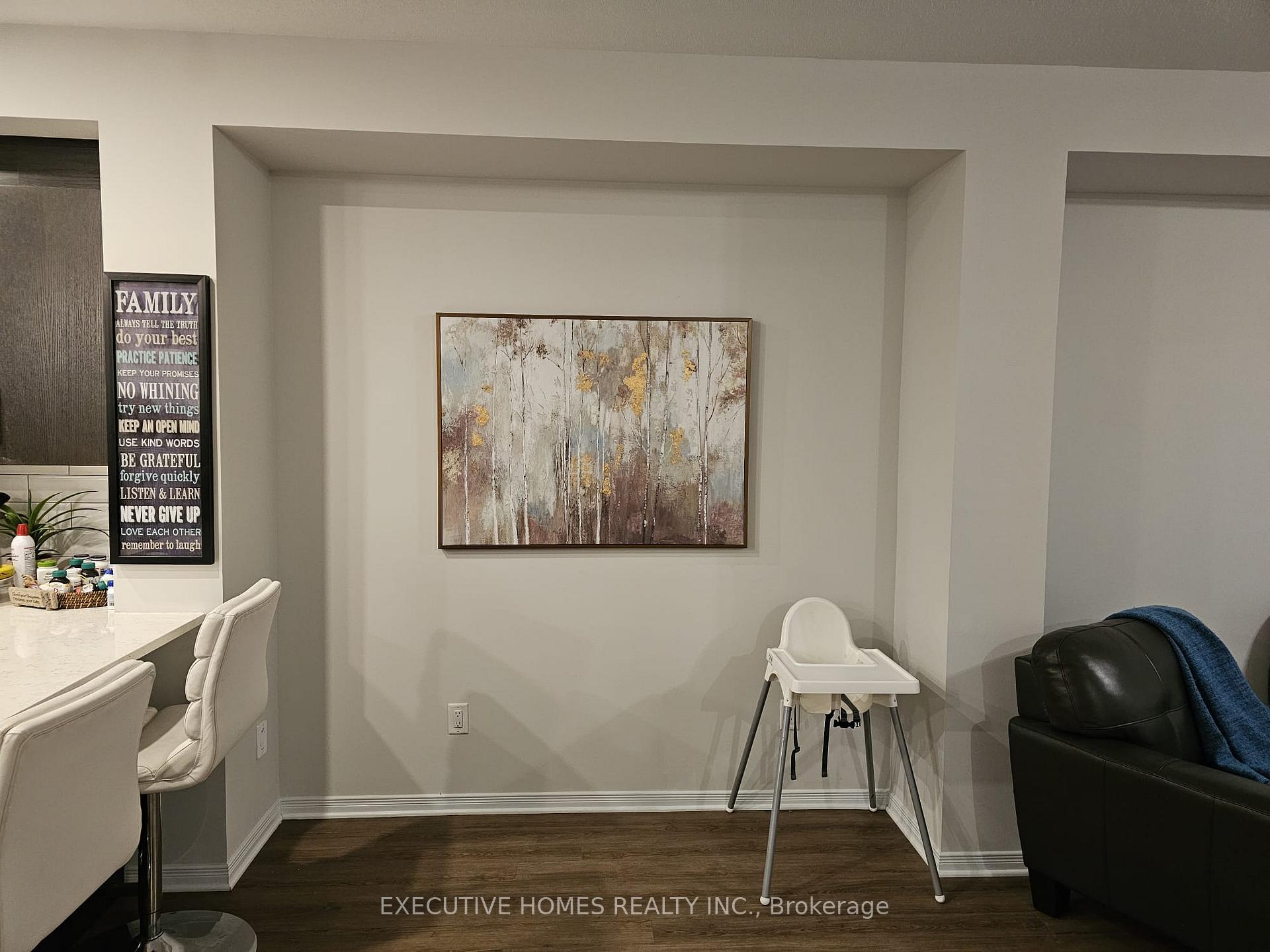 Photo 8 of 417 Cope Road, Ottawa, Kanata - Emerald Meadows/Trailwest — HOMEH