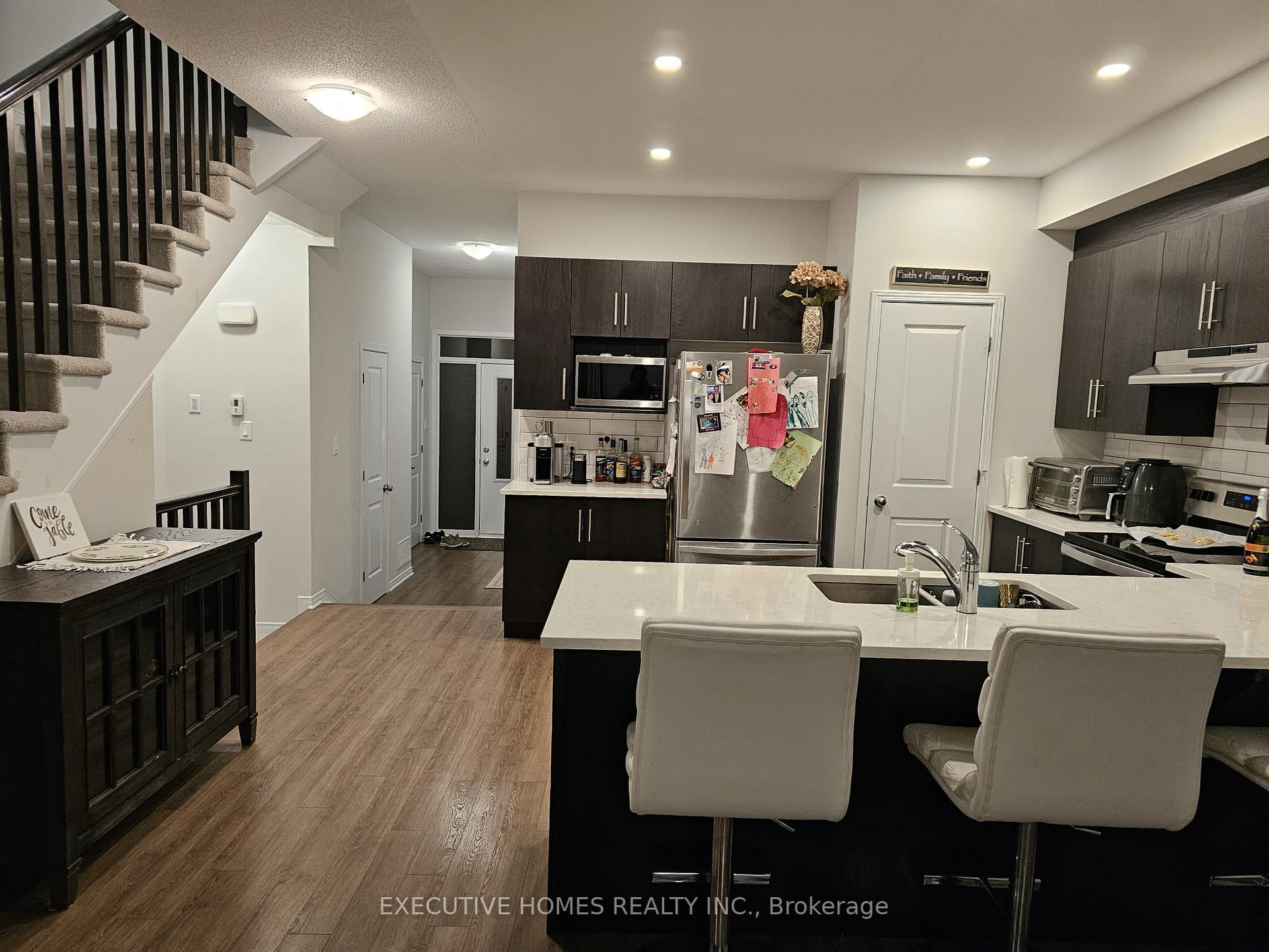 Photo 9 of 417 Cope Road, Ottawa, Kanata - Emerald Meadows/Trailwest — HOMEH