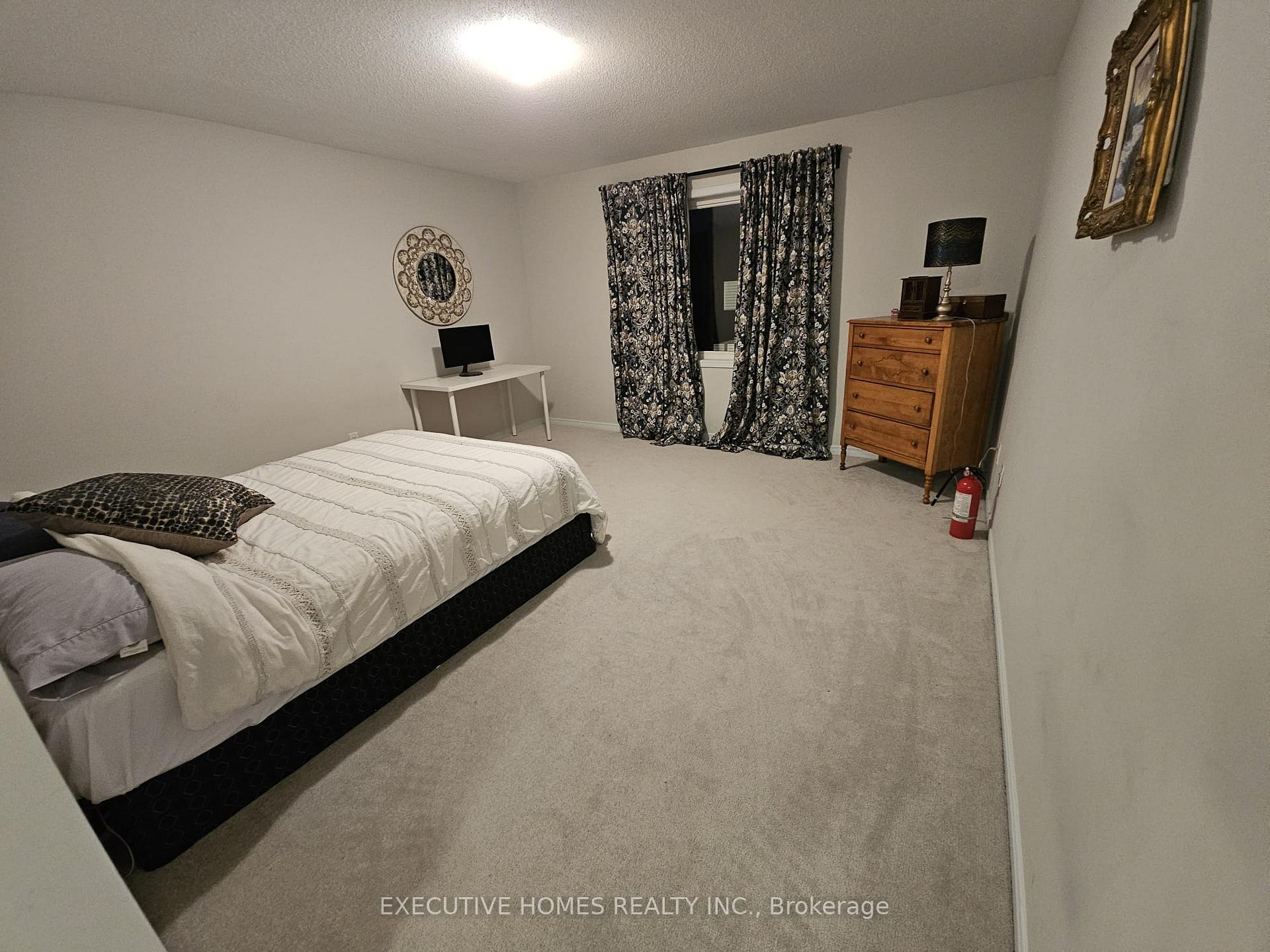 Photo 15 of 417 Cope Road, Ottawa, Kanata - Emerald Meadows/Trailwest — HOMEH