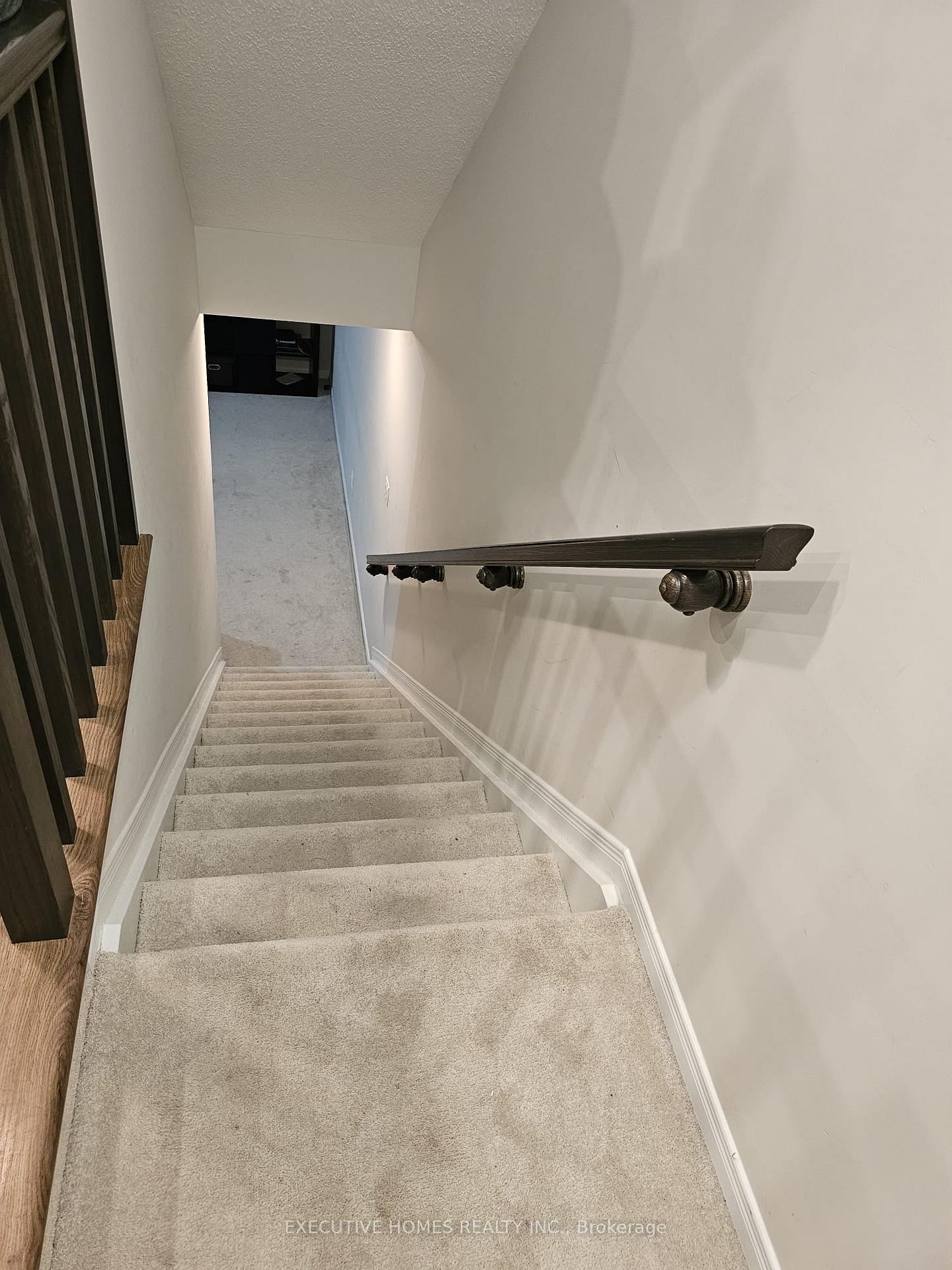 Photo 26 of 417 Cope Road, Ottawa, Kanata - Emerald Meadows/Trailwest — HOMEH