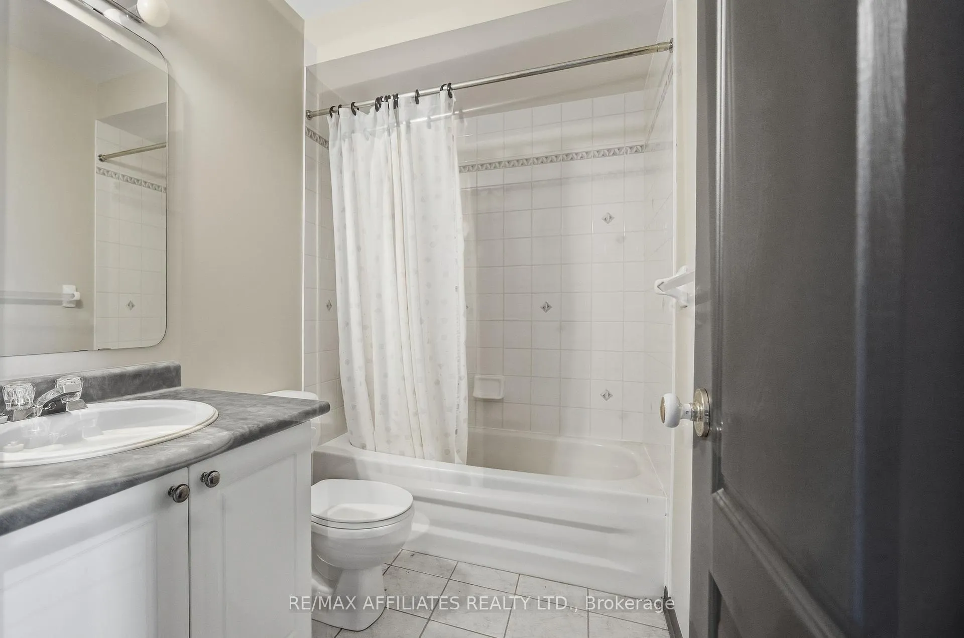 Photo 20 of 137 Hearst Way, Ottawa, Kanata - Katimavik — HOMEH
