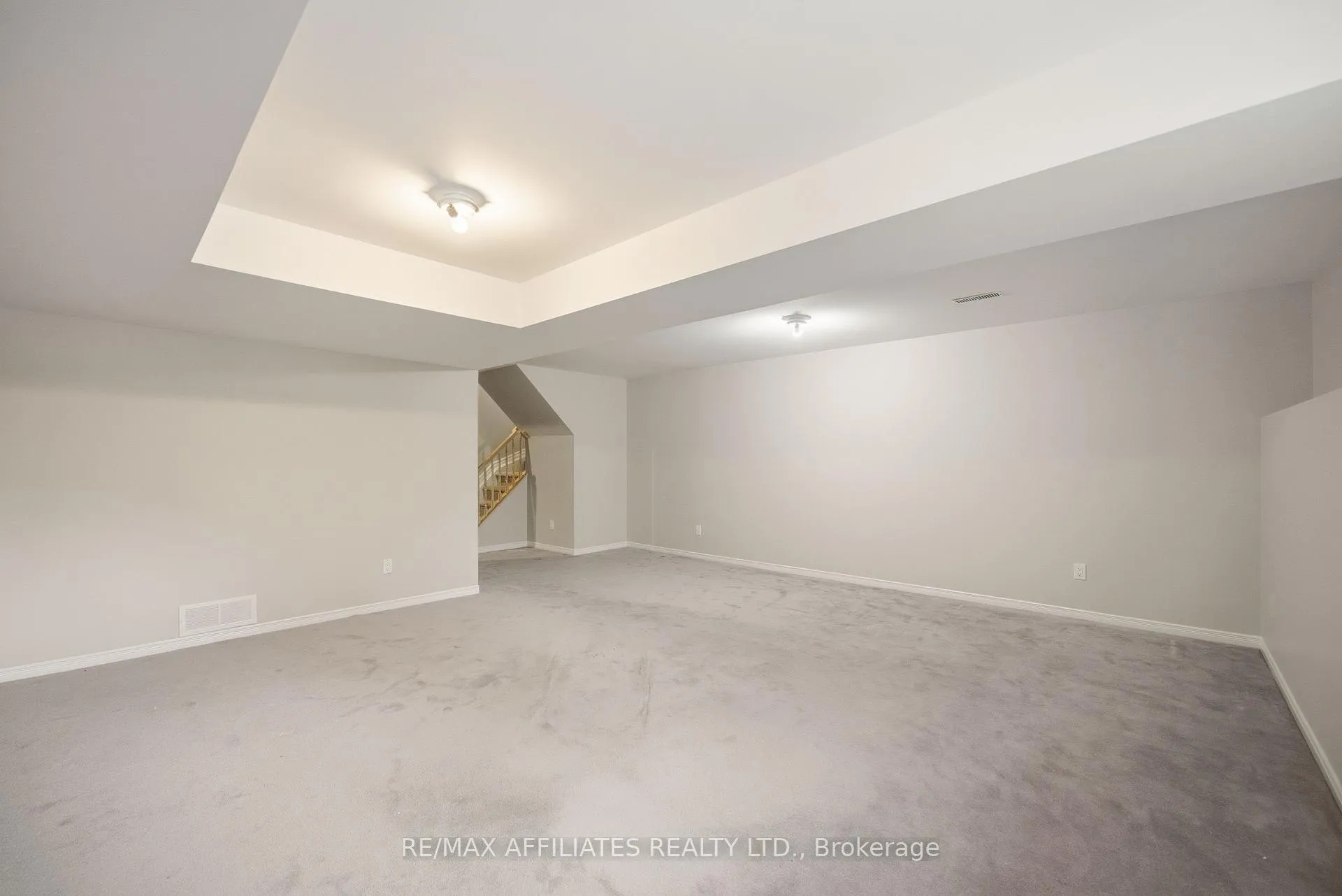Photo 30 of 137 Hearst Way, Ottawa, Kanata - Katimavik — HOMEH