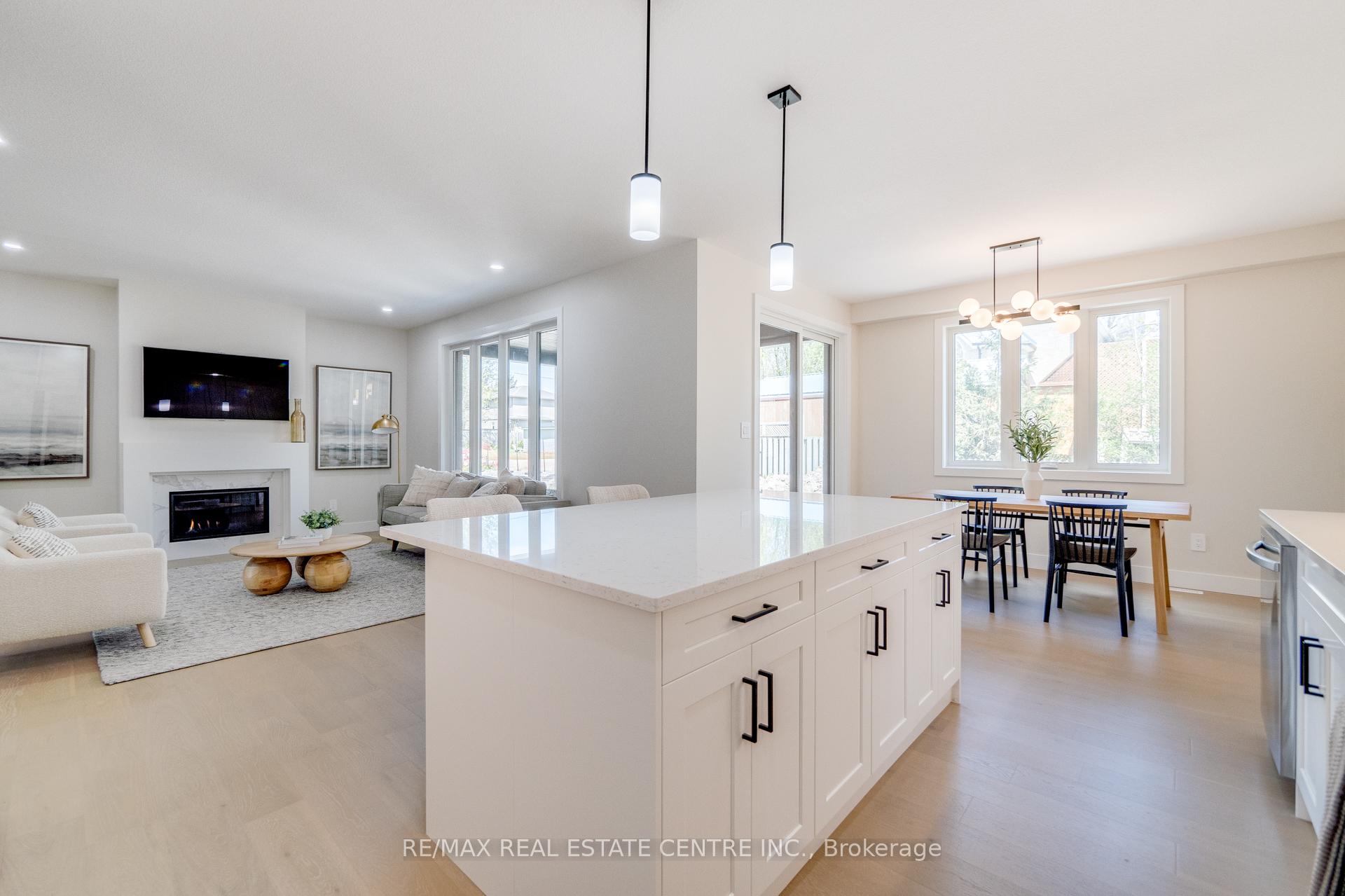 Photo 3 of Unit 6, 7966 Fallon Drive, Lucan Biddulph, Granton — HOMEH
