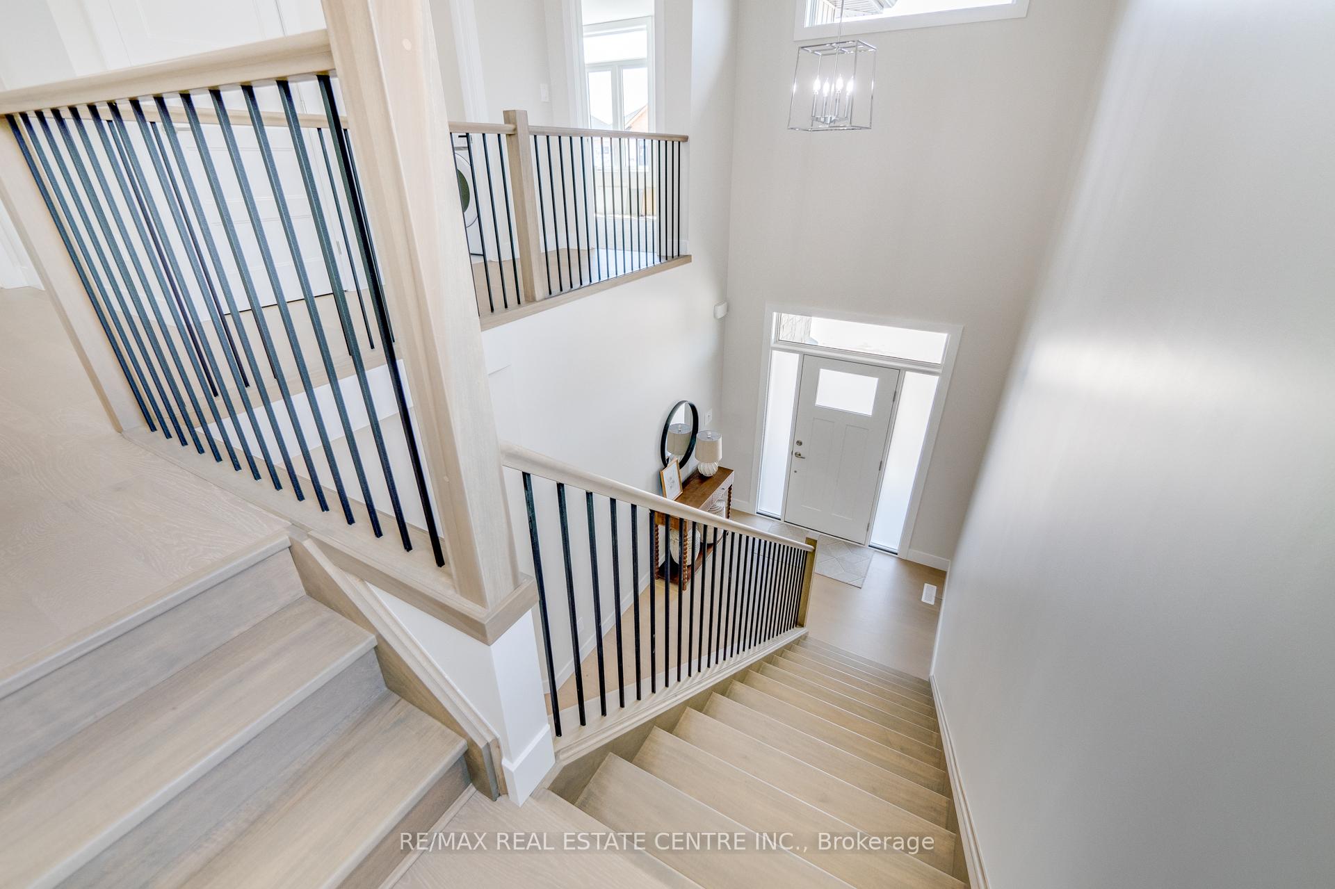 Photo 8 of Unit 6, 7966 Fallon Drive, Lucan Biddulph, Granton — HOMEH