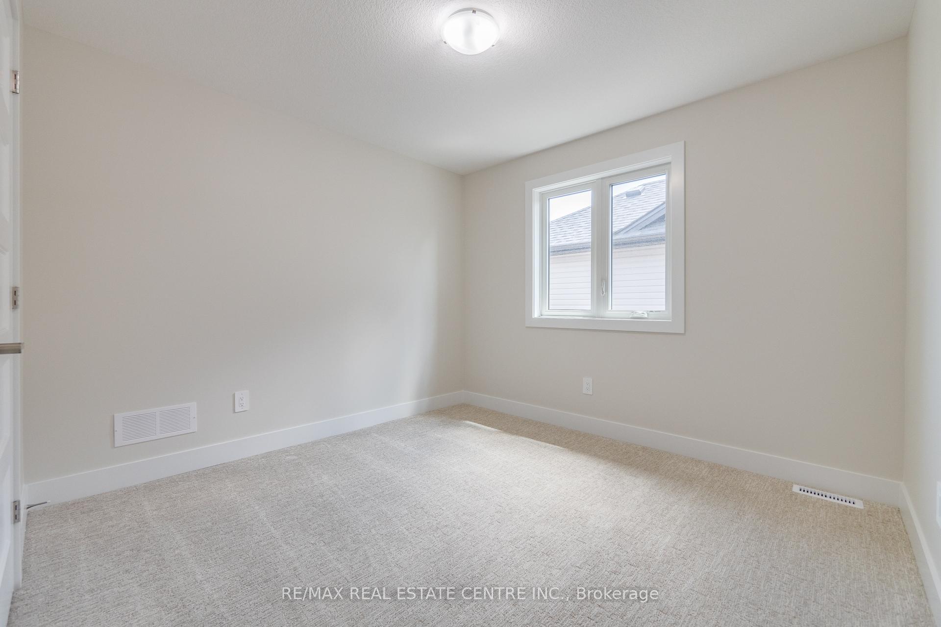 Photo 15 of Unit 6, 7966 Fallon Drive, Lucan Biddulph, Granton — HOMEH