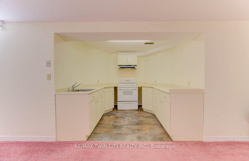 Photo 37 of 53 Lynnvalley Crescent, Kitchener — HOMEH