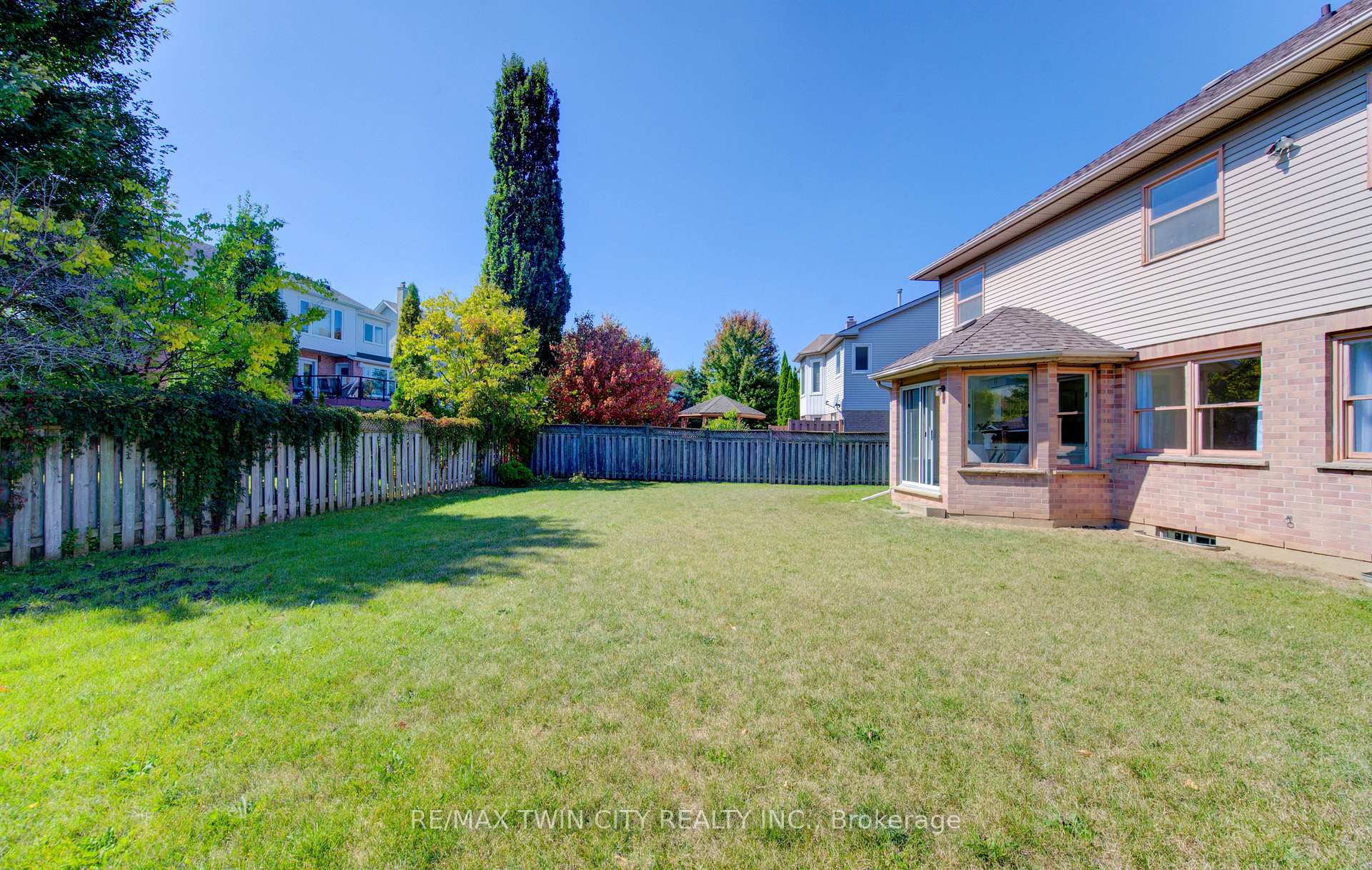 Photo 45 of 53 Lynnvalley Crescent, Kitchener — HOMEH