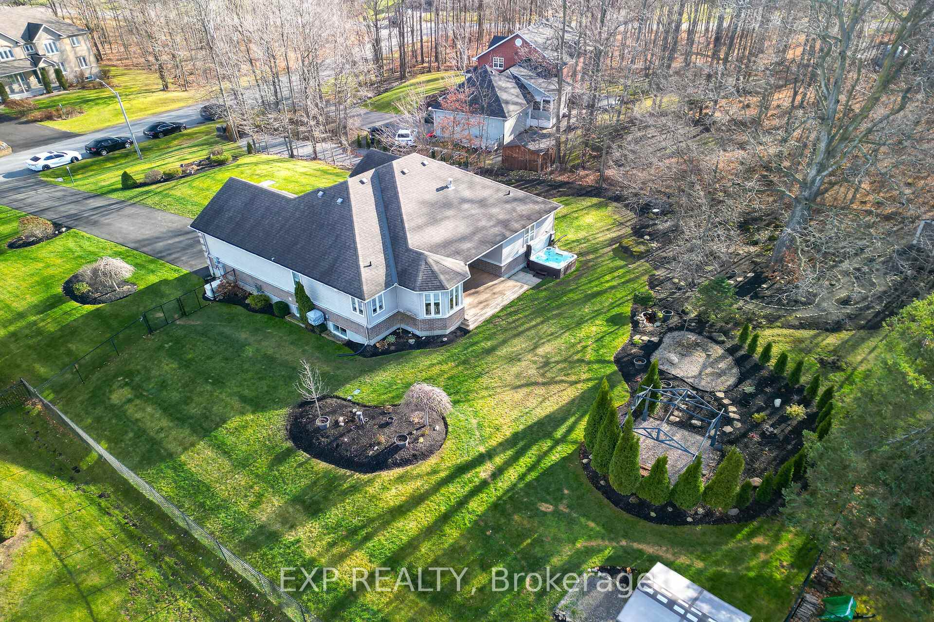 Photo 3 of 6654 Stillwood Drive, Ottawa, North Gower — HOMEH