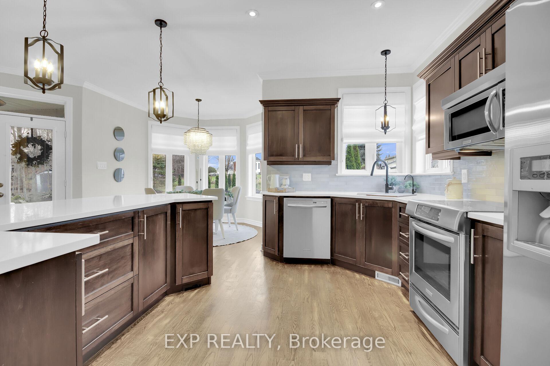 Photo 12 of 6654 Stillwood Drive, Ottawa, North Gower — HOMEH