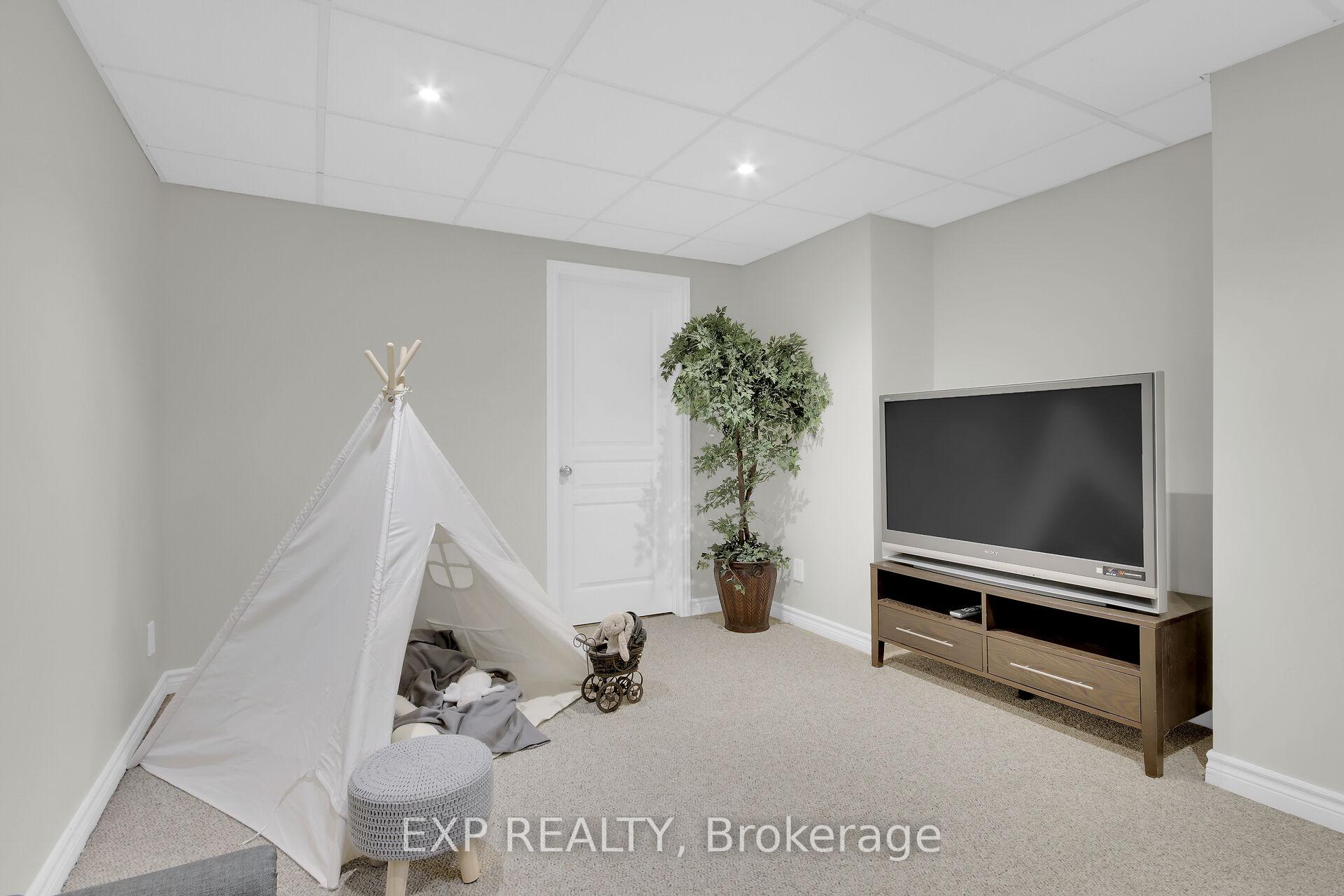 Photo 32 of 6654 Stillwood Drive, Ottawa, North Gower — HOMEH