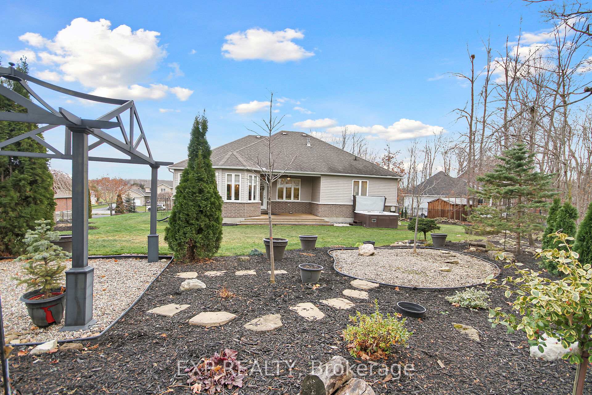 Photo 36 of 6654 Stillwood Drive, Ottawa, North Gower — HOMEH