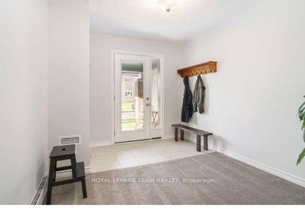 Photo 3 of 62 Feathertop Lane, Ottawa, Kanata - Emerald Meadows/Trailwest — HOMEH